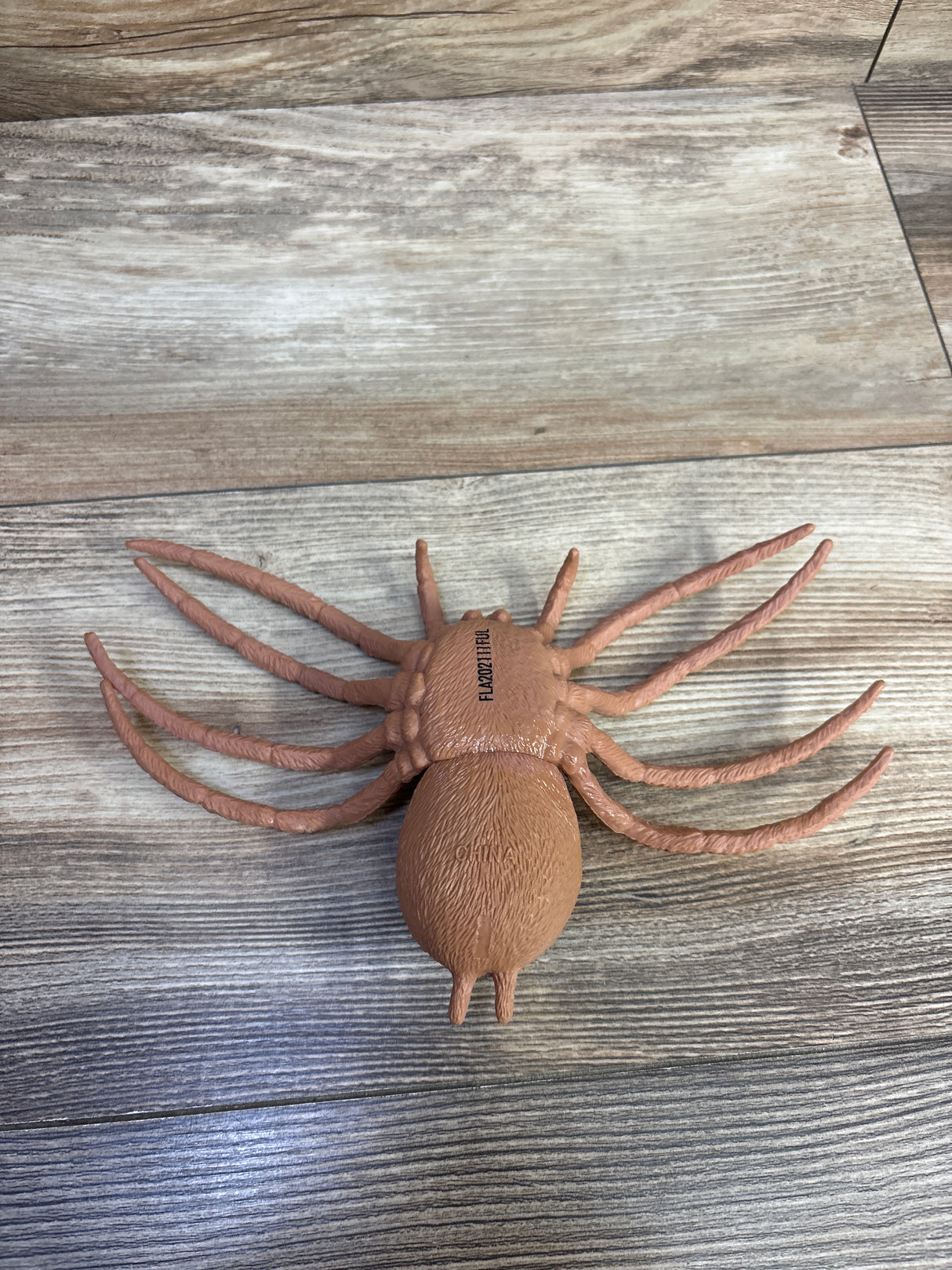 SPYMINNPOO Lifelike Spider Model