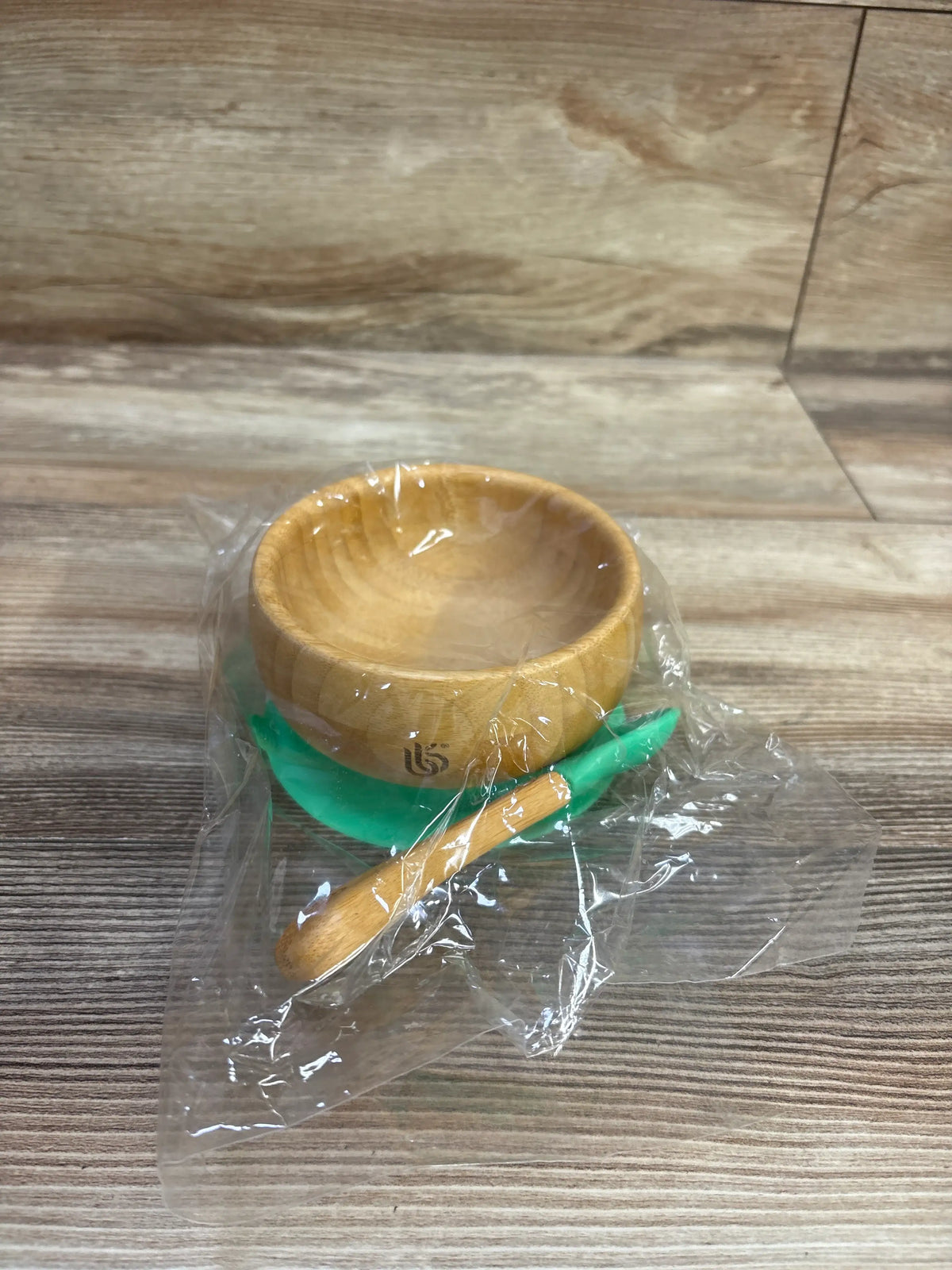 NEW 2pc Bamboo Suction Bowl & Spoon Set