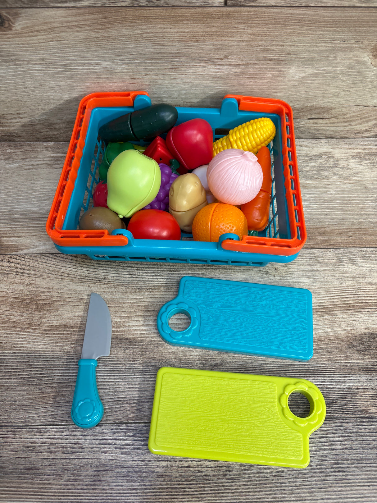 Battat Velcro Play Food & Basket 20pc