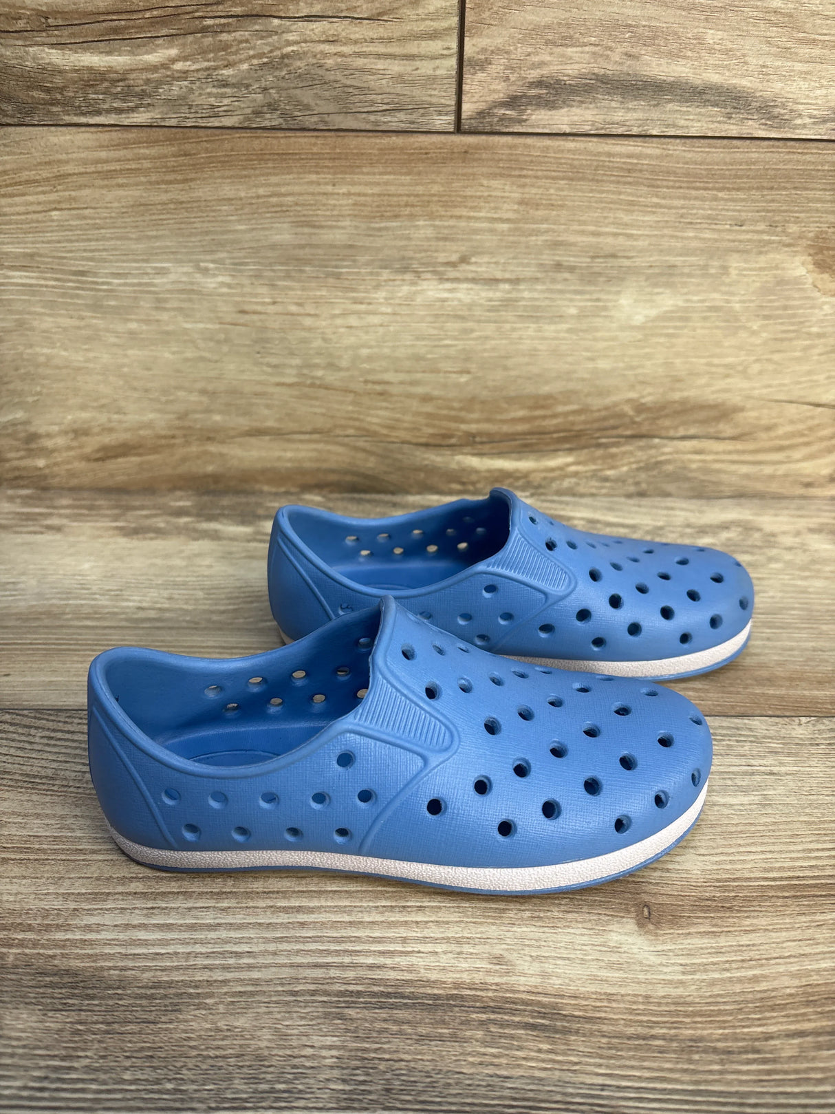 Cat & Jack Jese Slip-On Apparel Water Shoes Blue sz 12c