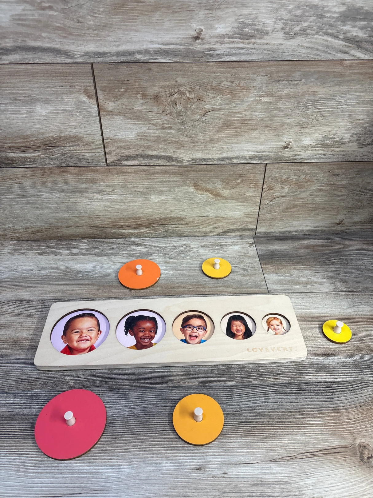 Lovevery Circle of Friends Puzzle
