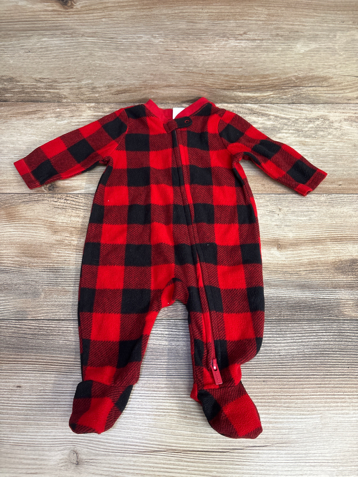 Old Navy Buffalo Plaid Blanket Sleeper Red sz 0-3m
