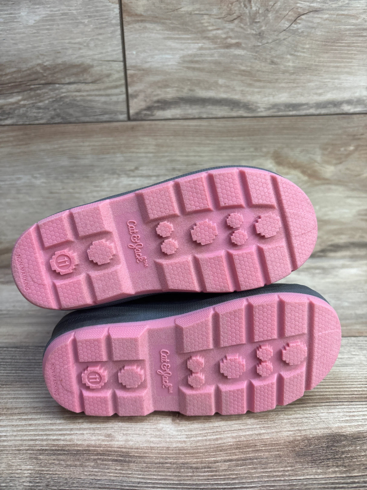 NEW Cat & Jack Lenny Winter Snow Boots Grey sz 11c