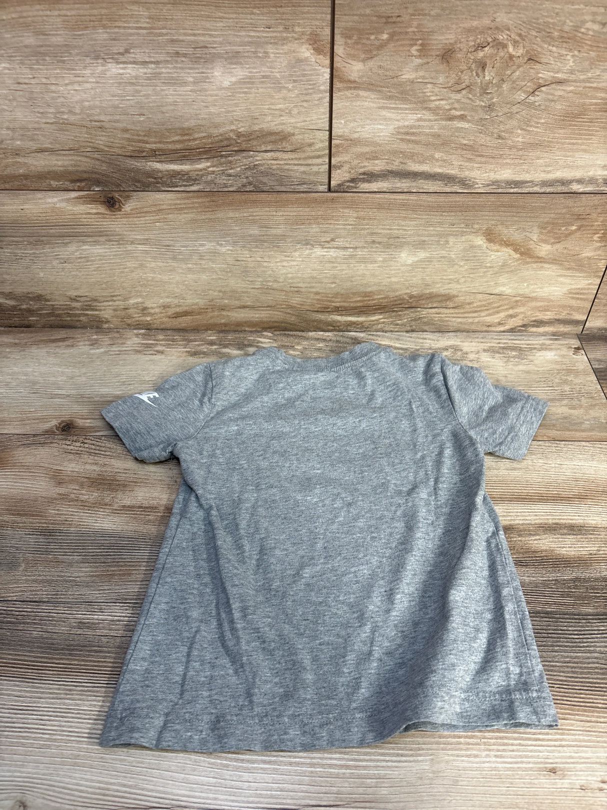Nike Shirt Grey sz 5T