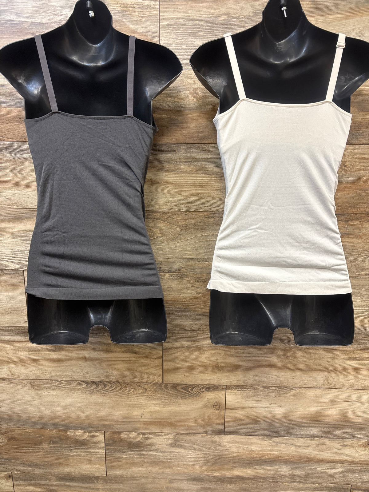 BHRIWRPY 2pk Nursing Tank Tops Grey/White sz Medium