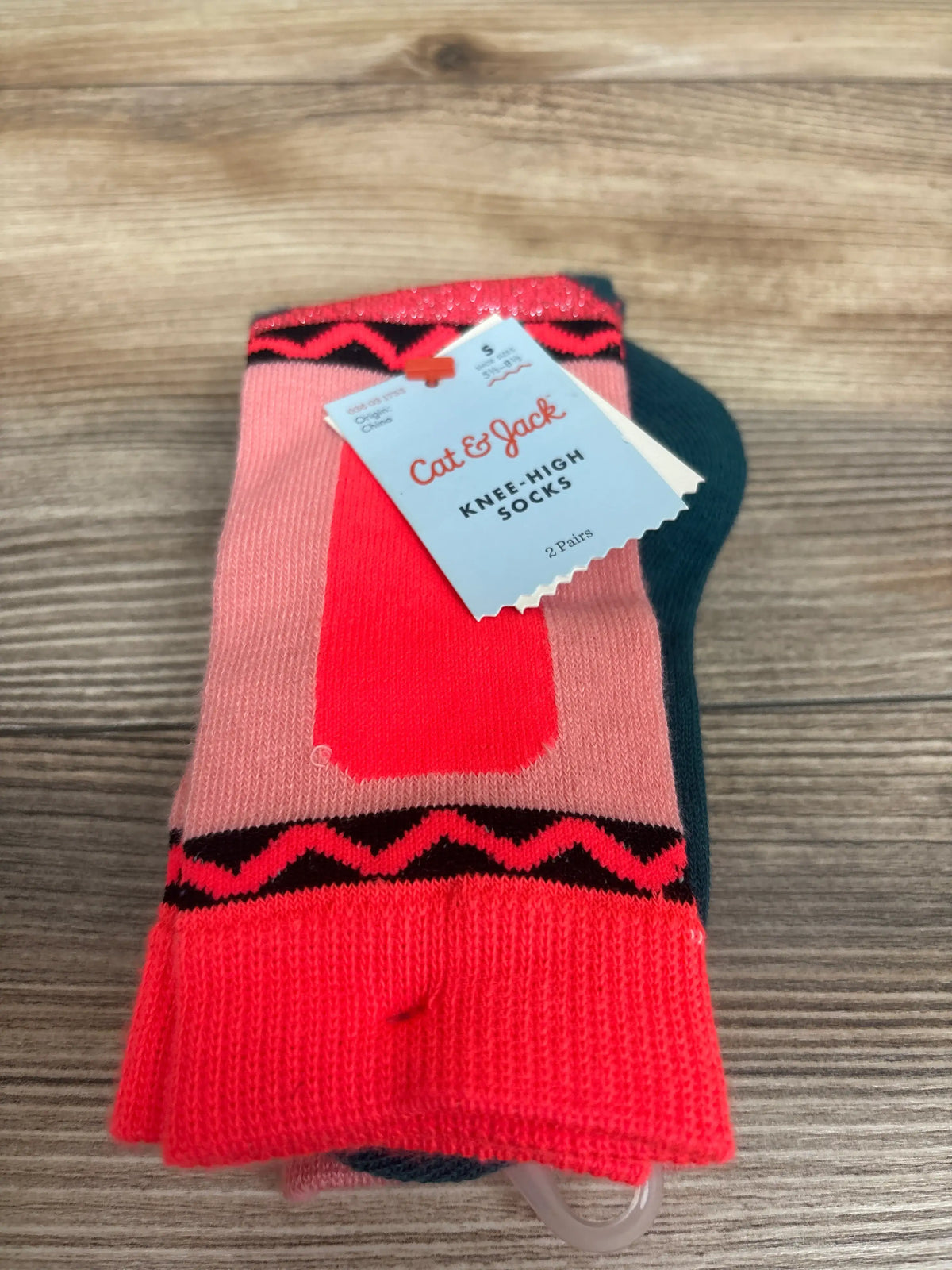 NEW Cat & Jack Knee-High Socks Crayon Print 2pk sz Small 5.5-8.5c