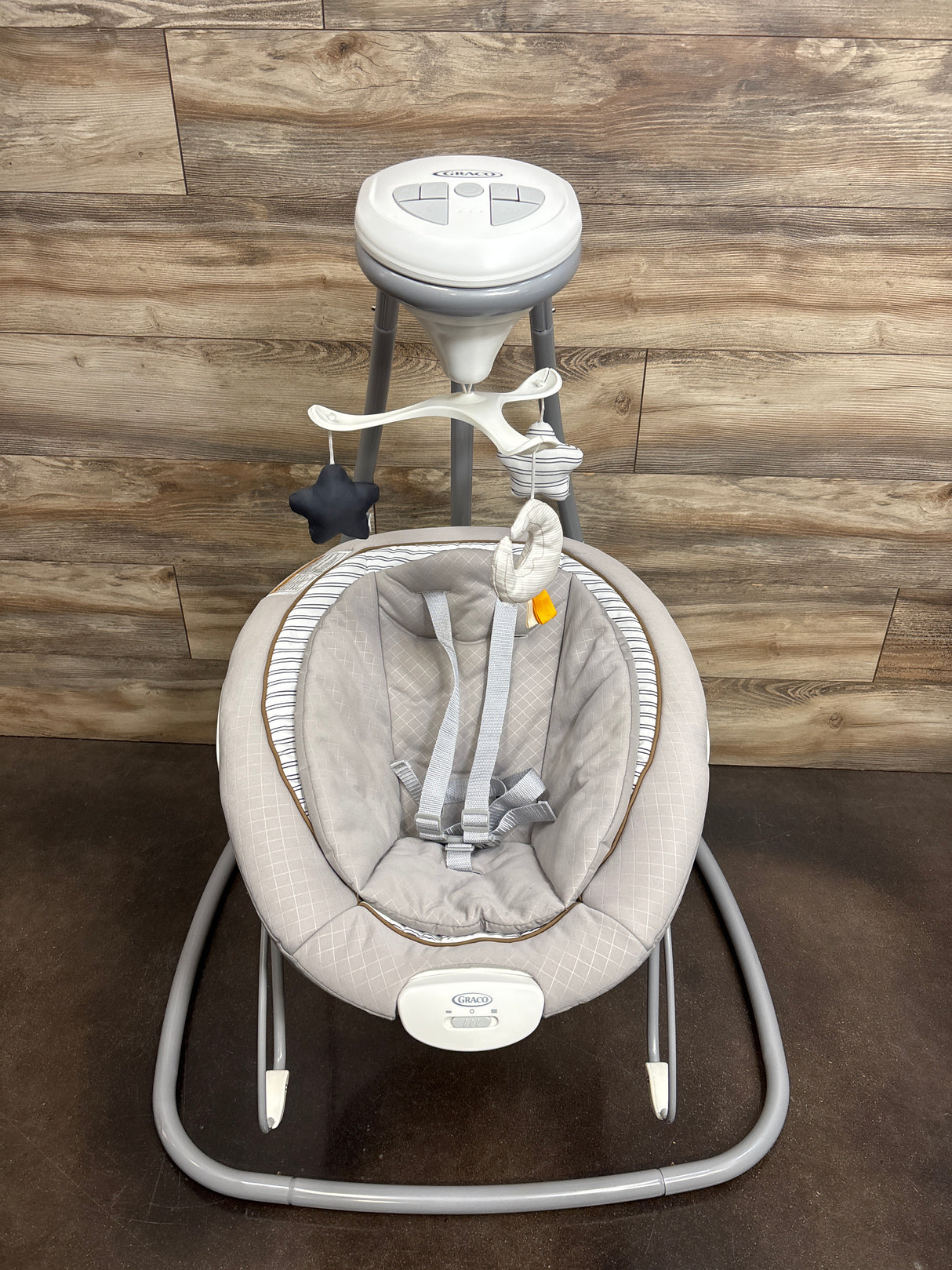 Graco DuetConnect Deluxe Multi-Direction Baby Swing and Bouncer - Britton