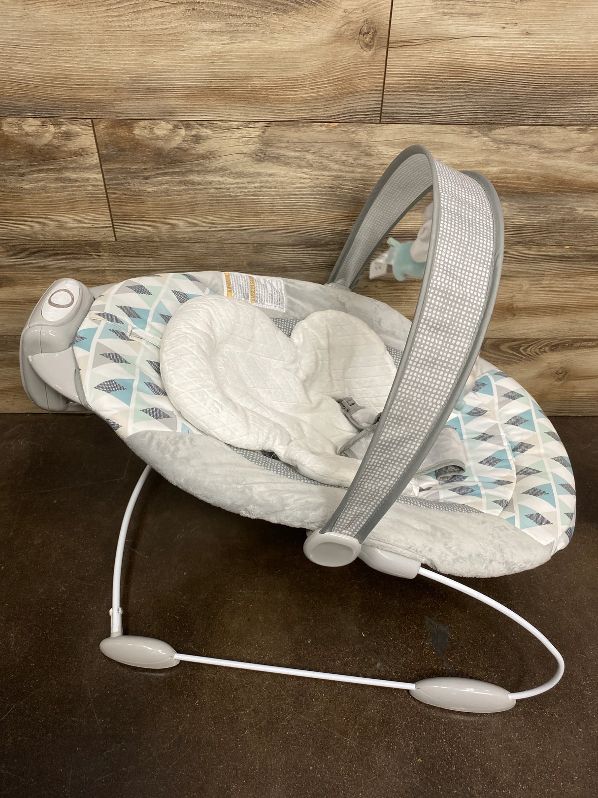 Ingenuity SmartBounce Automatic Baby Bouncer in Chadwick