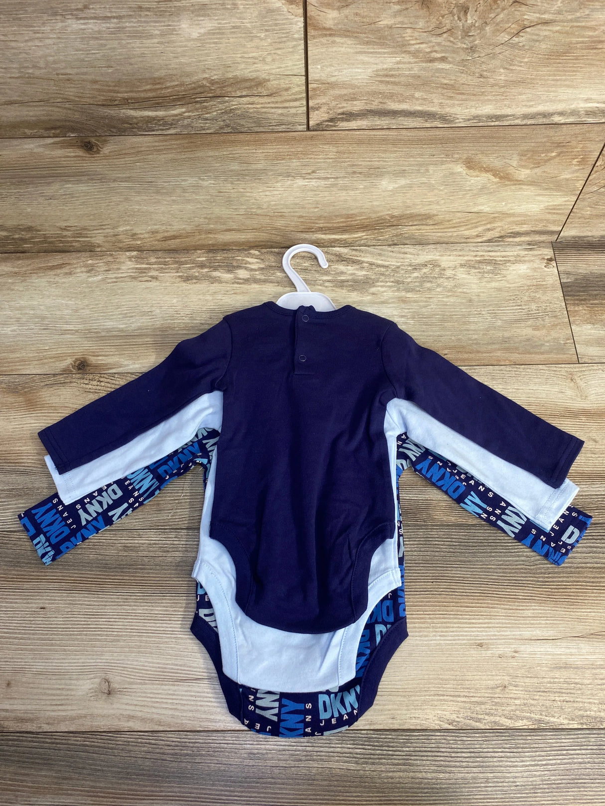 NEW DKNY Jeans Long Sleeve Bodysuits 3pk Navy sz 6-9m