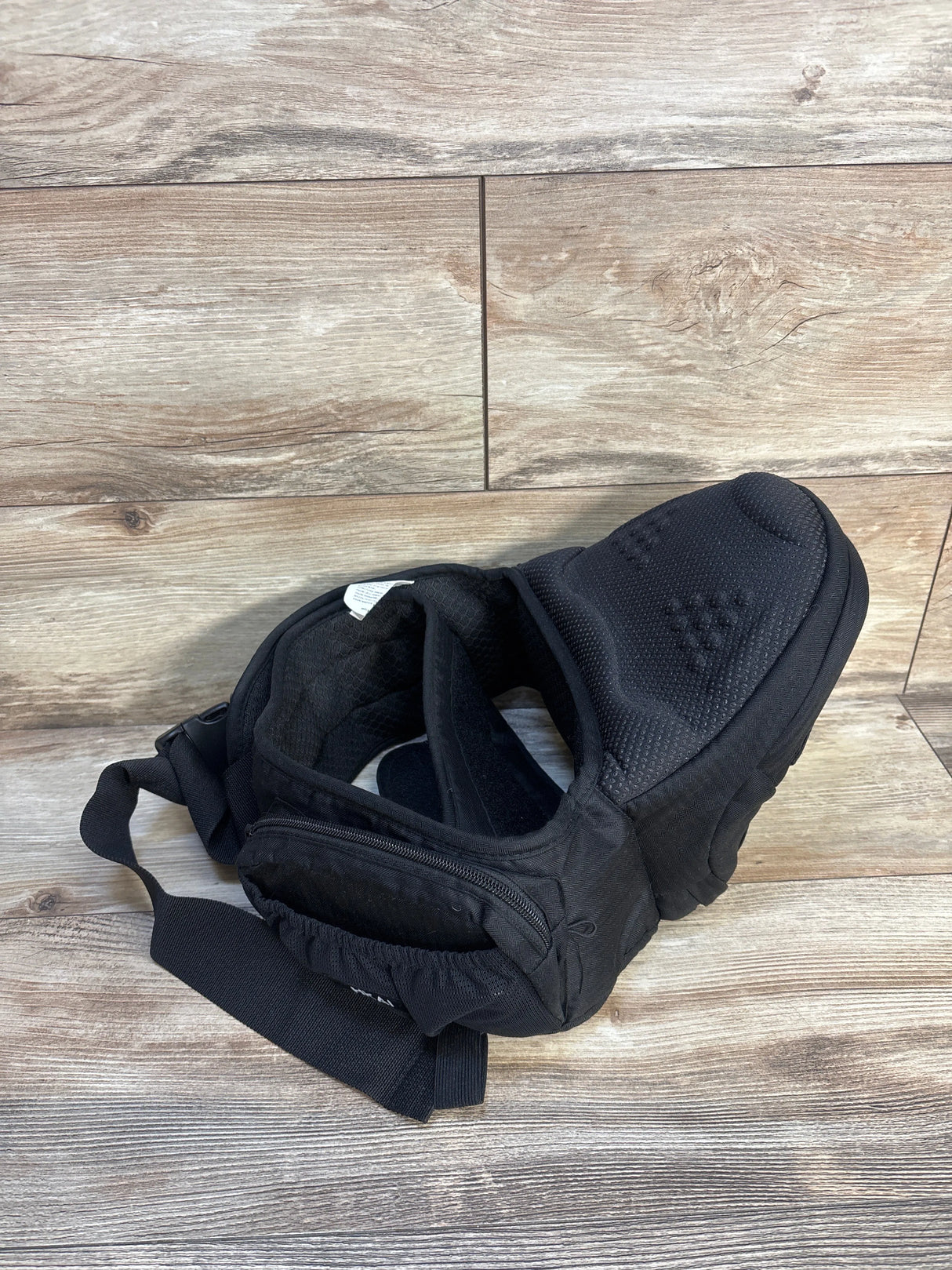 HKAI Hip Seat Black up to 44lbs