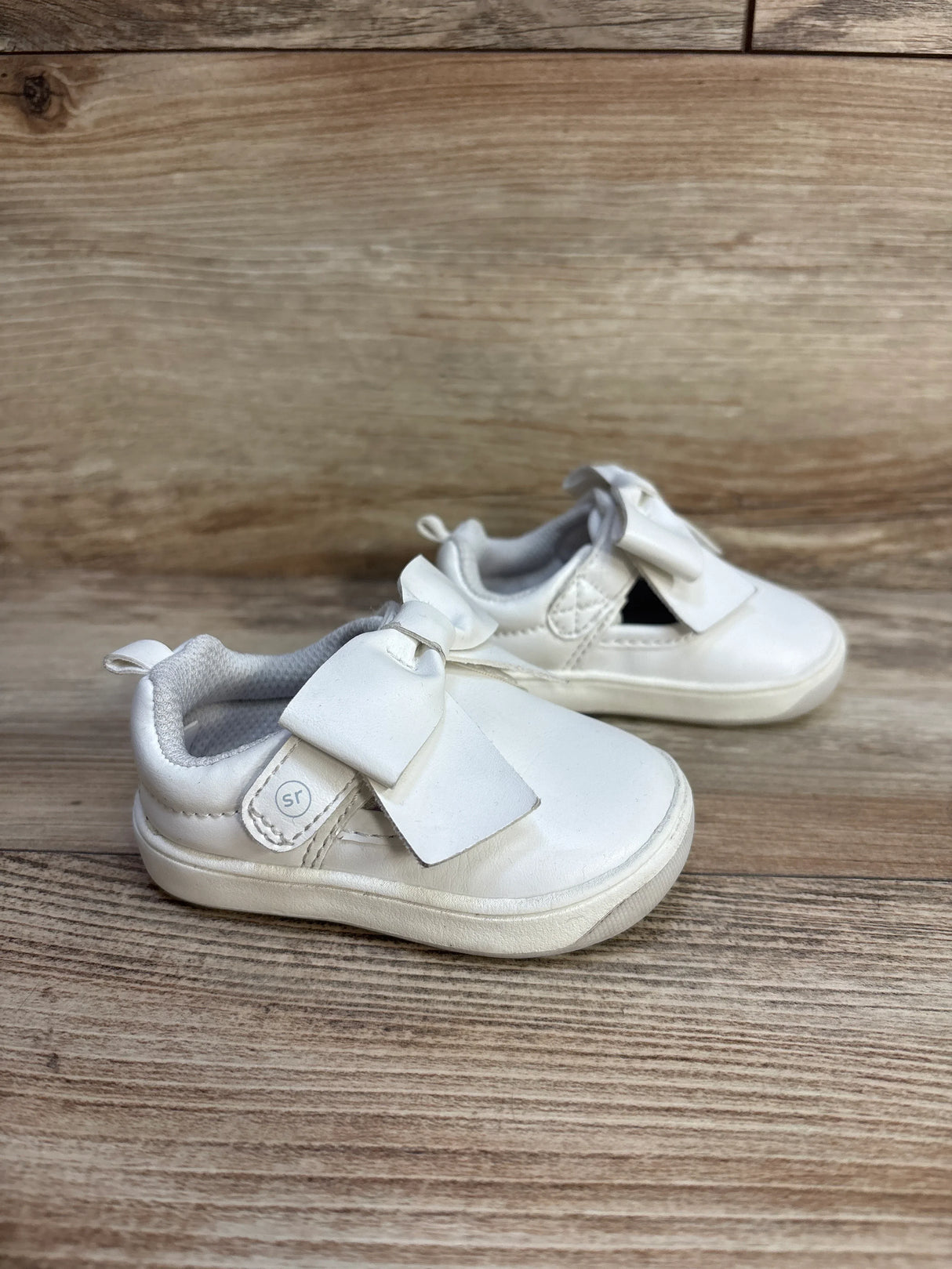 Stride Rite 360 Kamila Mary Jane Sneakers White sz 2.5c - Me n Mommy To Be