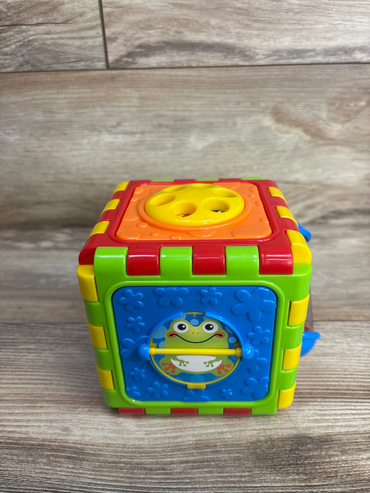 Playgo 6 in 1 Activity Cube