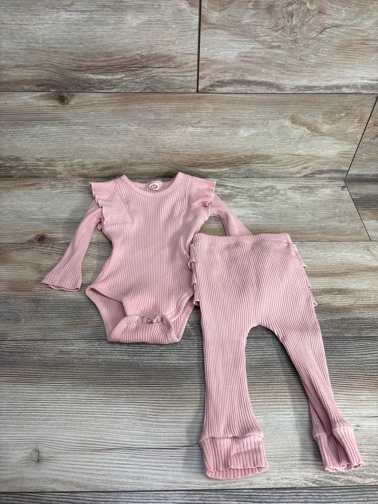 2pc Ruffled Ribbed Bodysuit & Bottoms Set Pink sz 9-12m