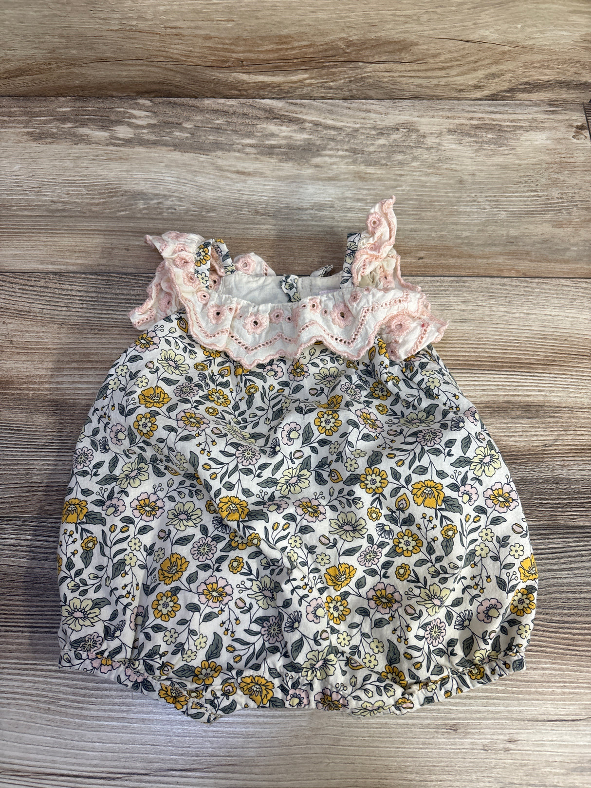 Catherine Malandrino Mini Floral Romper Ivory sz 0-3m