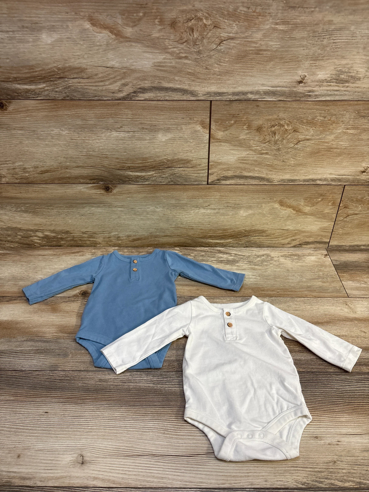 Cat & Jack 2pk Henley Bodysuits White/Blue sz 0-3m