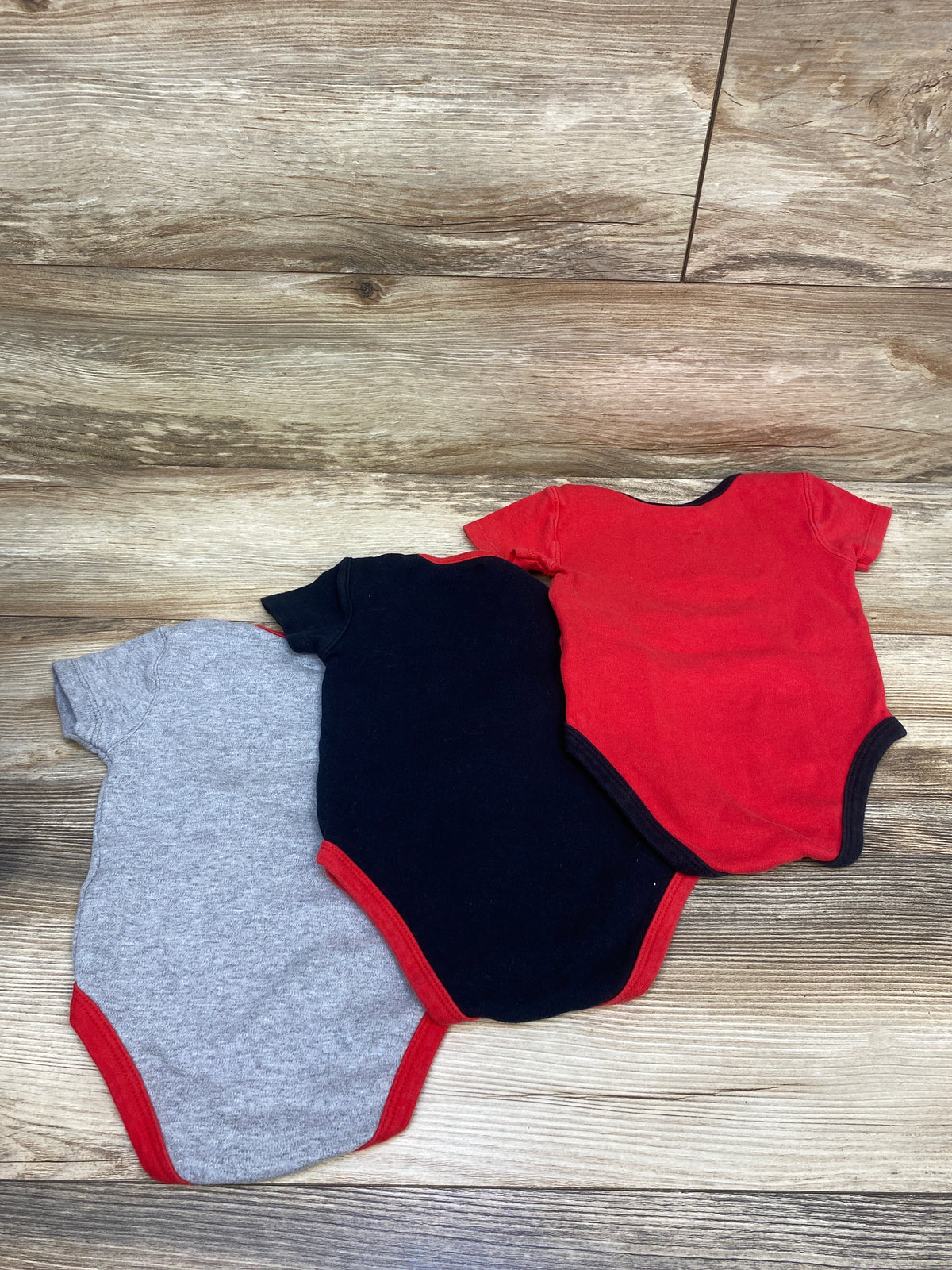 NBA Chicago Bulls 3pk Bodysuit Set Red sz 18m