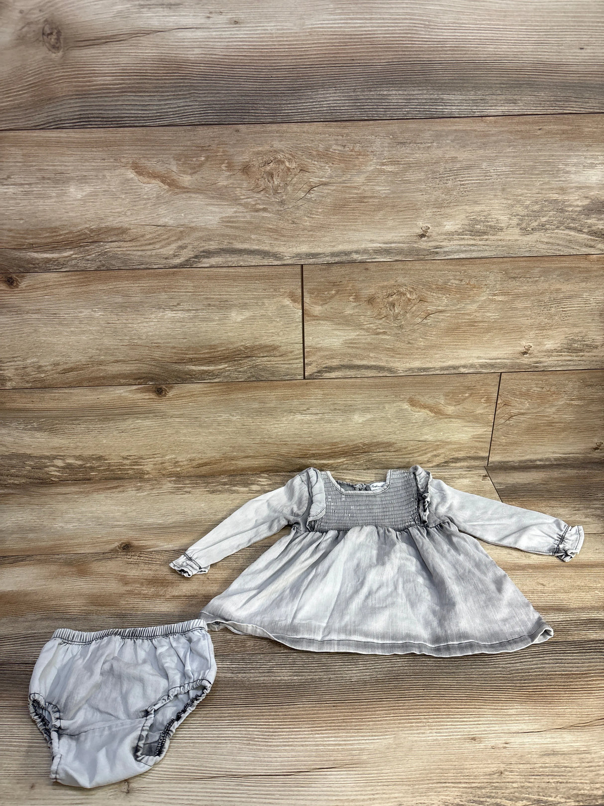 Splendid 2pc Long Sleeve Dress & Bloomers Grey sz 6-12m