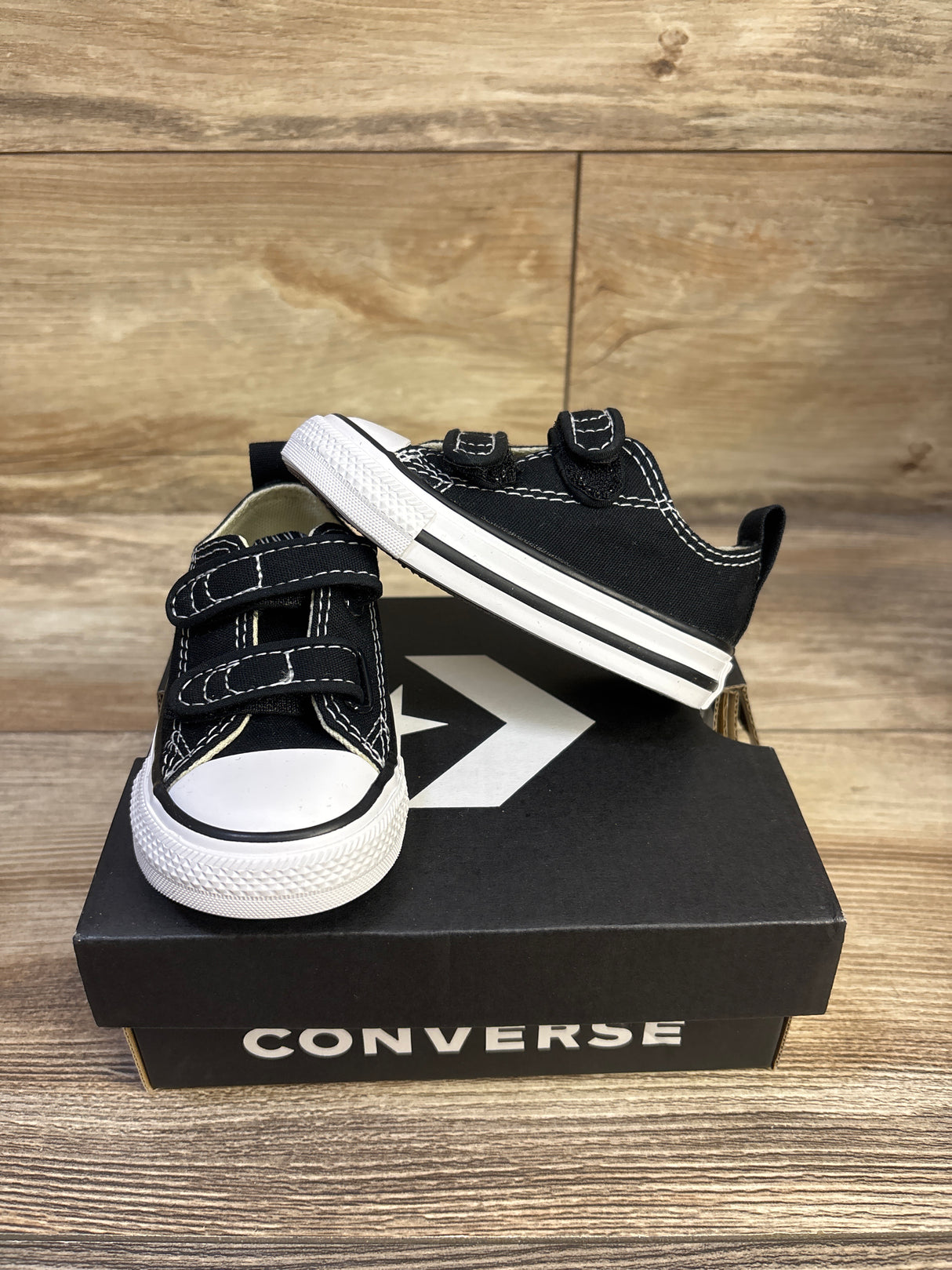NEW Converse Chuck Taylor All Star Street Mid Sneakers Black sz 4c