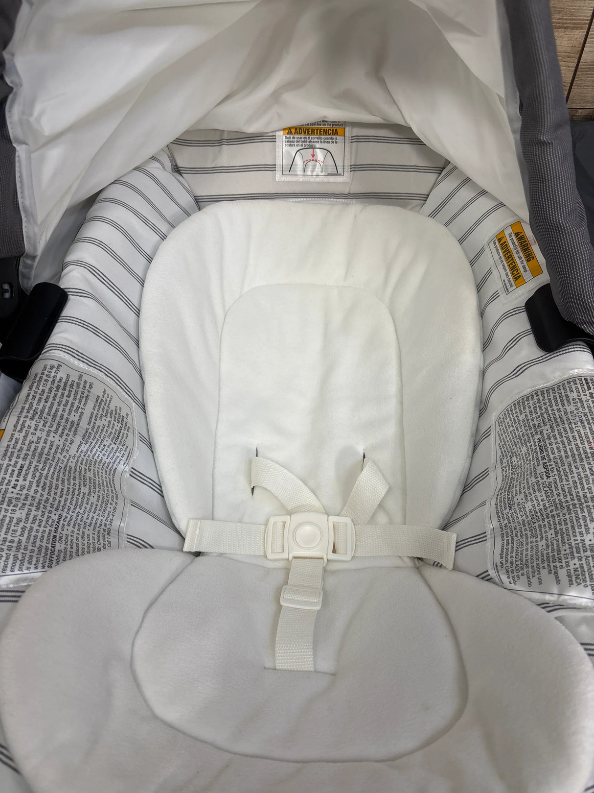 Graco Pack 'n Play Rock 'n Grow Playard in Hamilton