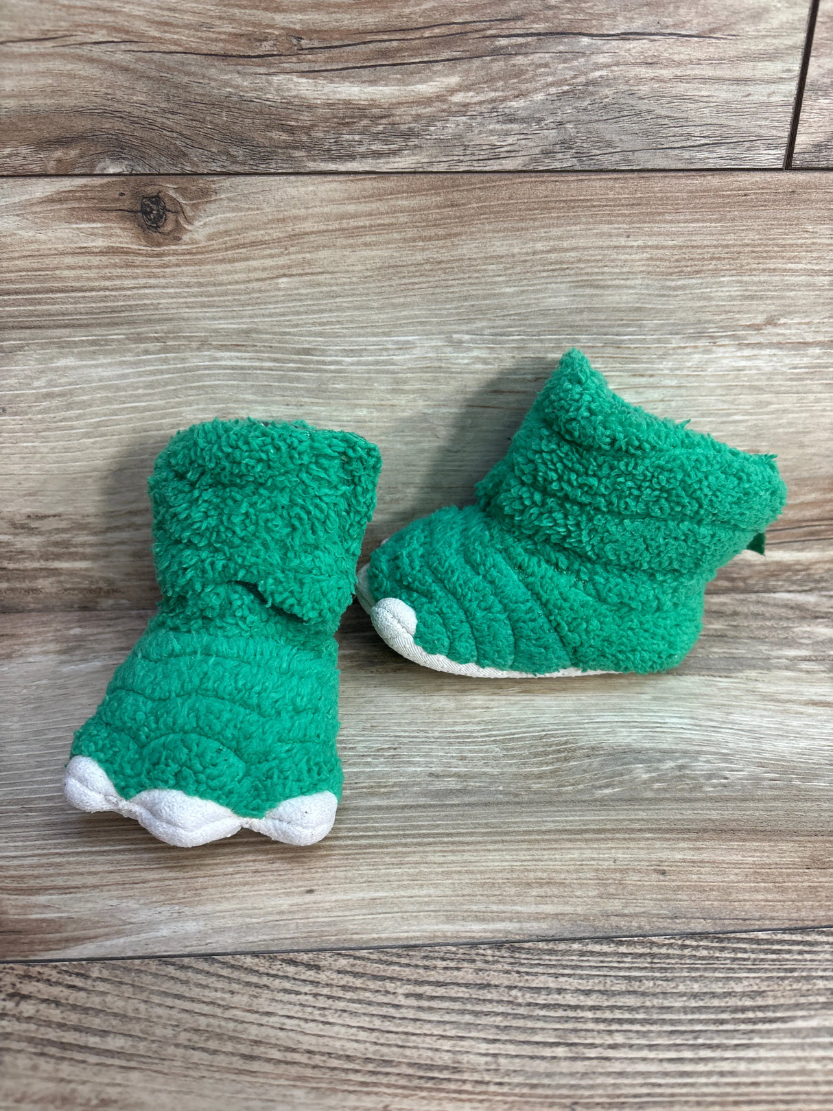 Sherpa Dinosaur Claw Slippers Green One Size