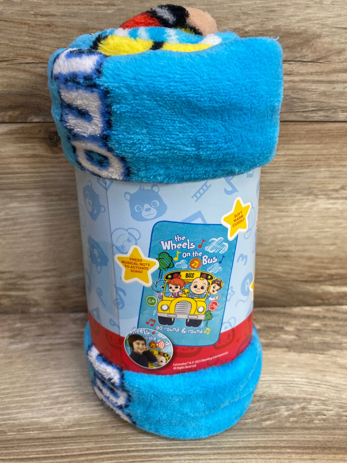 NEW CoComelon Musical Warm, Plush, Throw Blanket - Me n Mommy To Be