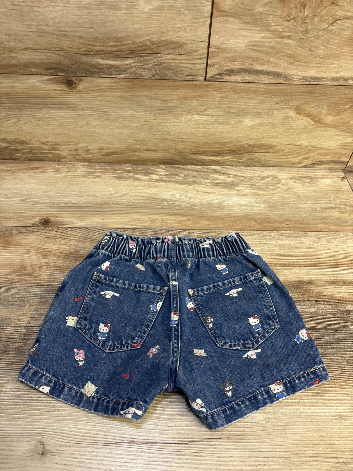 H&M x Sanrio Printed Denim Shorts Blue sz 5T