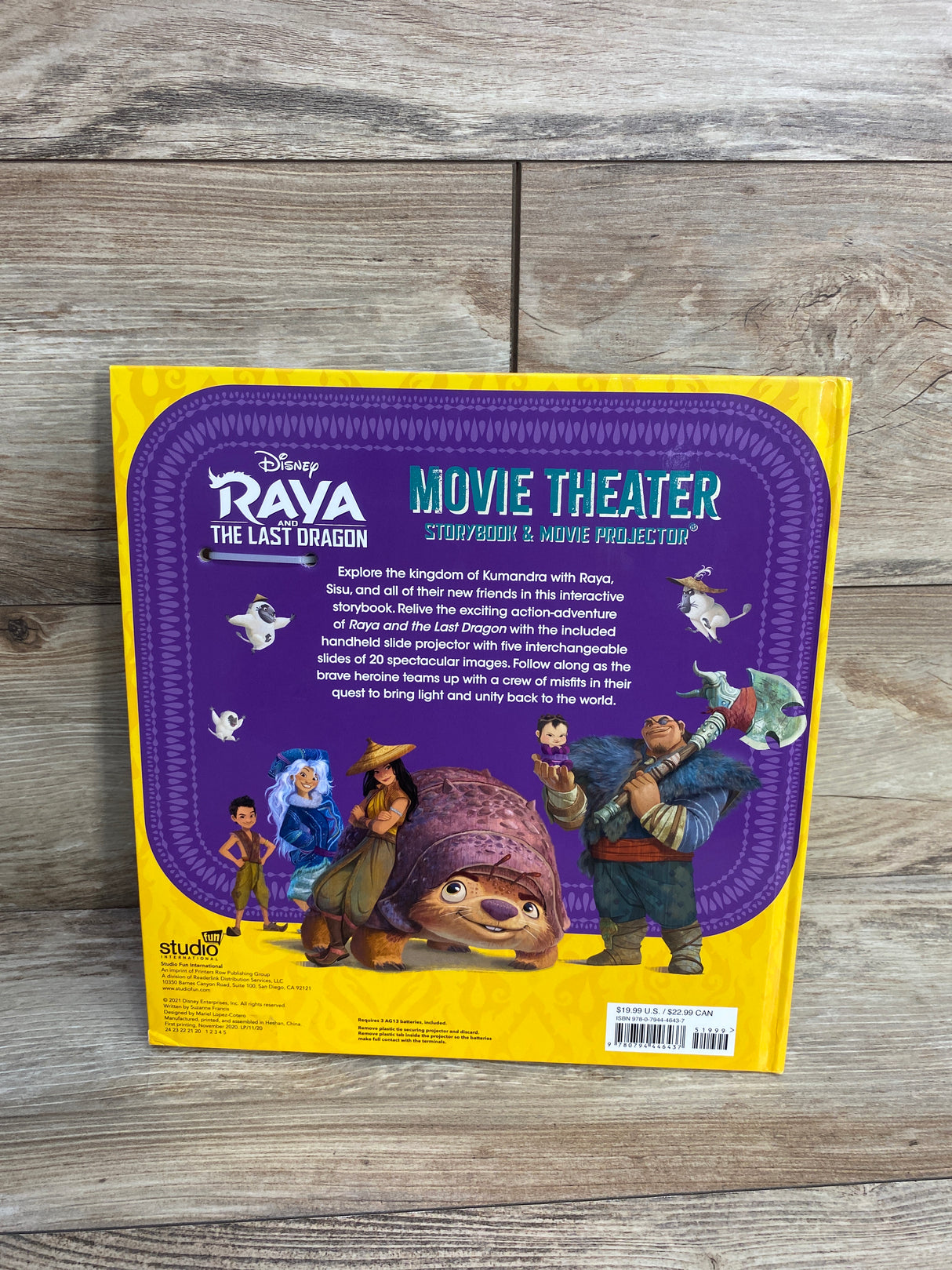 NEW Disney Raya and the Last Dragon Movie Theater Storybook & Movie Projector