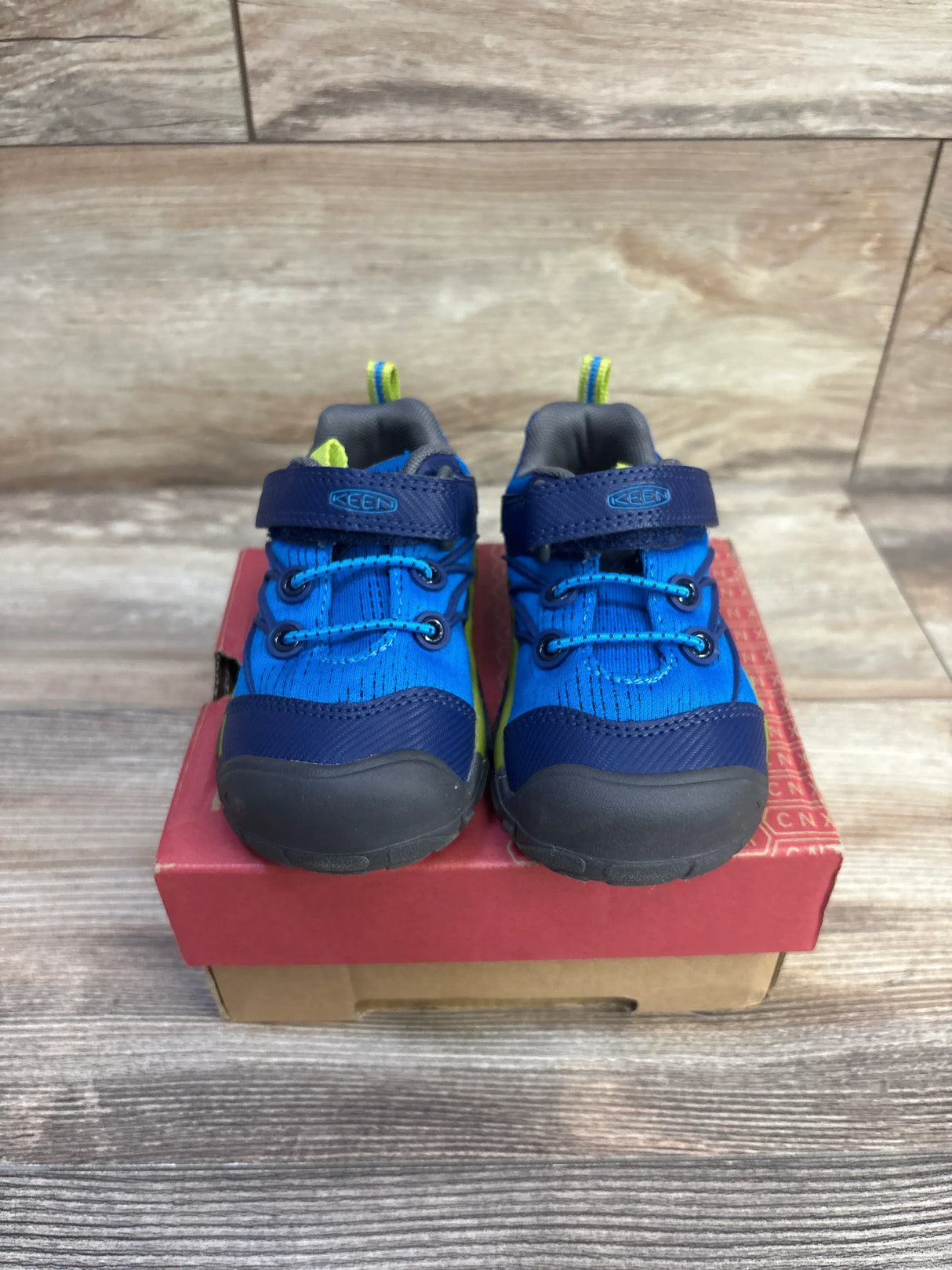 NEW KEEN Chandler CNX Comfortable Sneakers Blue sz 7c