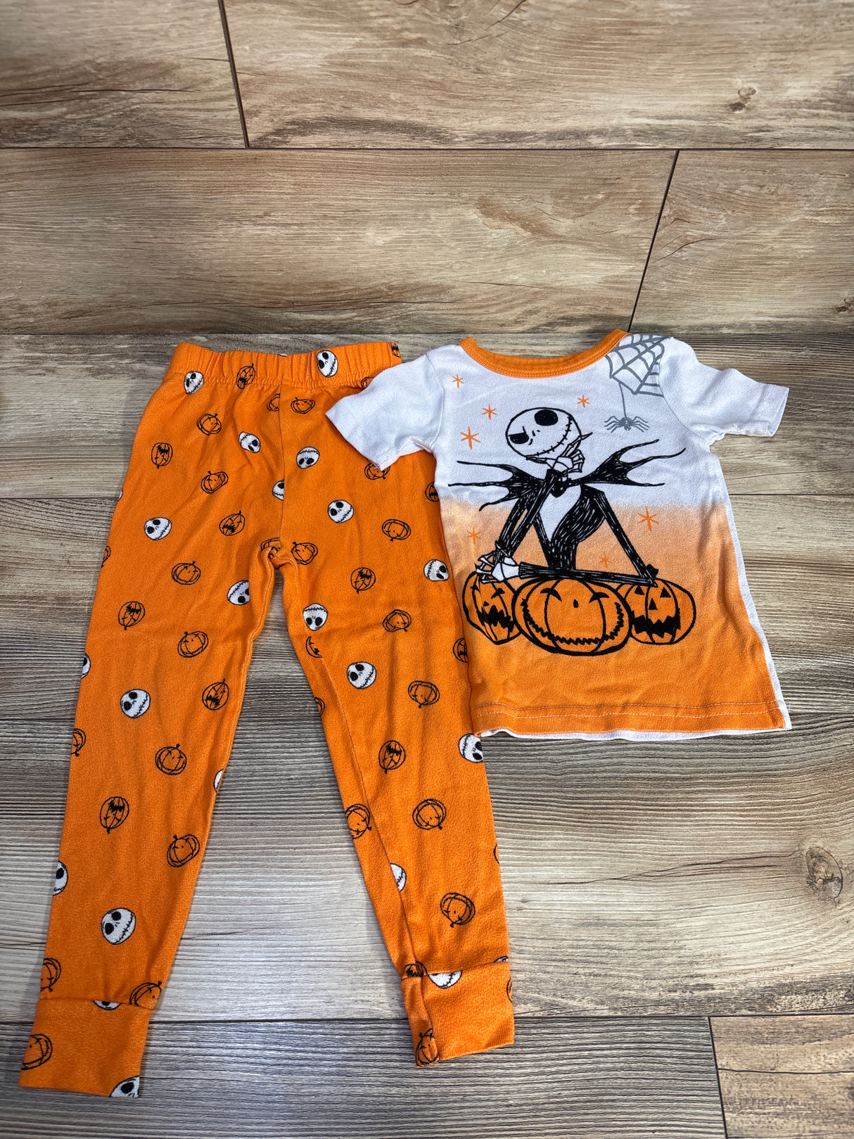 Tim Burton's The Nightmare Before Christmas 2pc Pajama Set Grey sz 4T