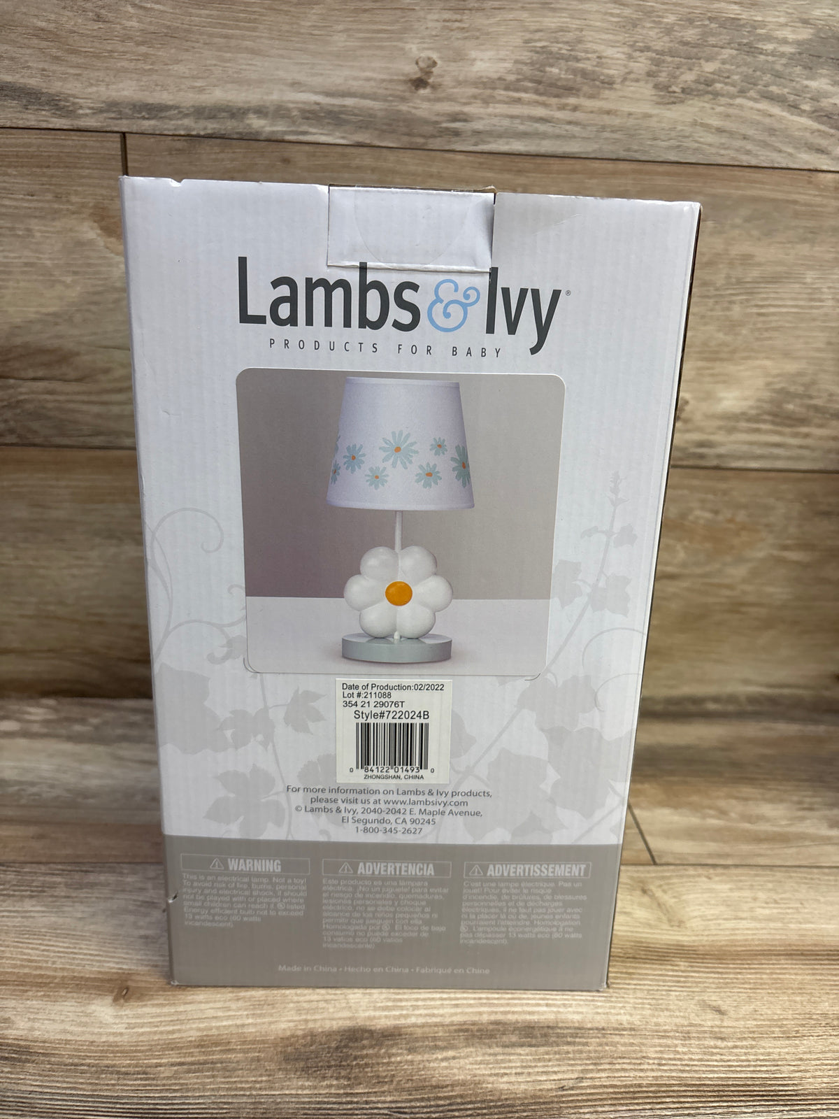 NEW Lambs & Ivy Sweet Daisy Nursery Lamp with Shade & Bulb