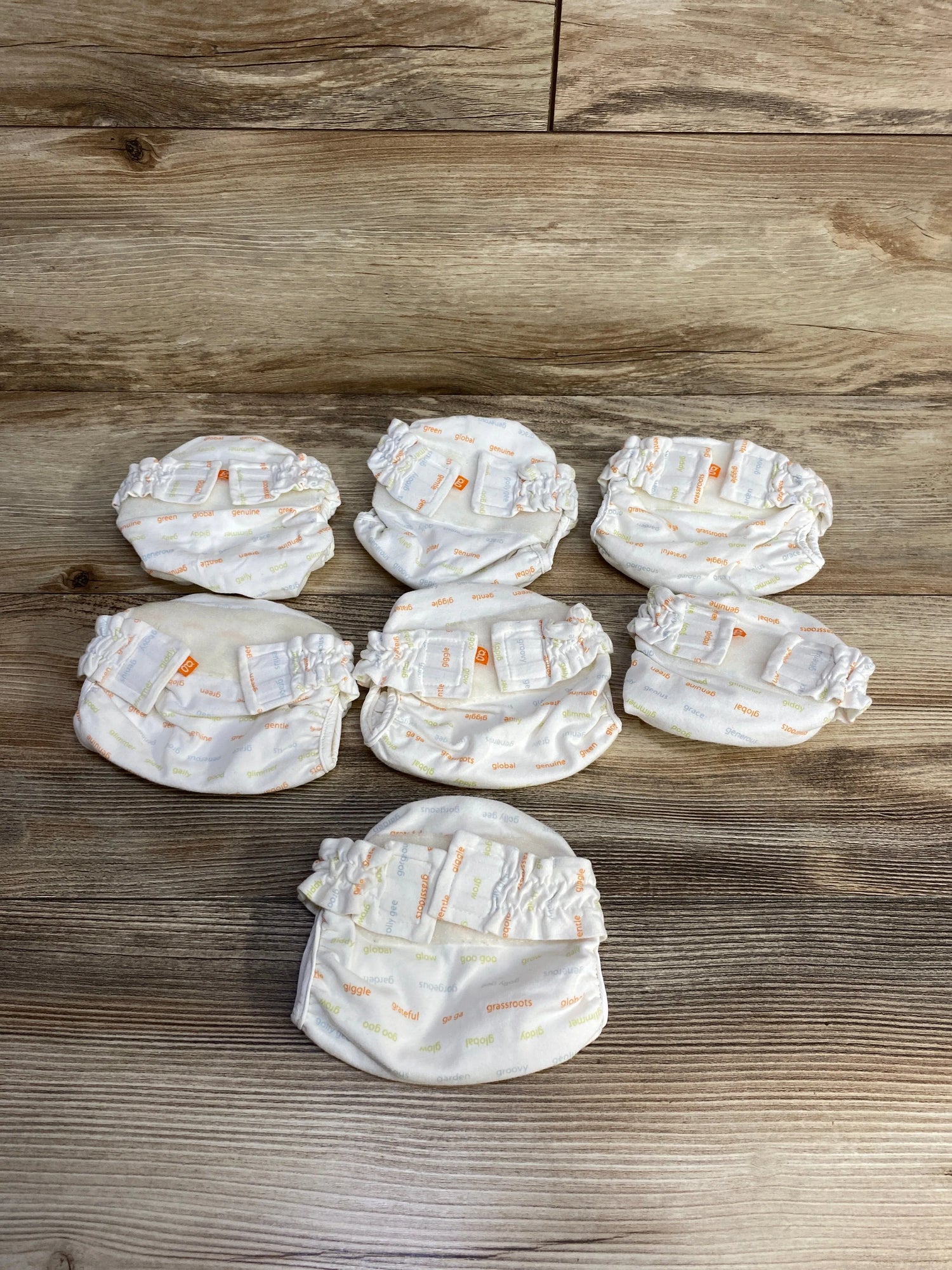 gDiapers Cloths Diapers Ivory Words 7pk sz Newborn - Me n Mommy To Be