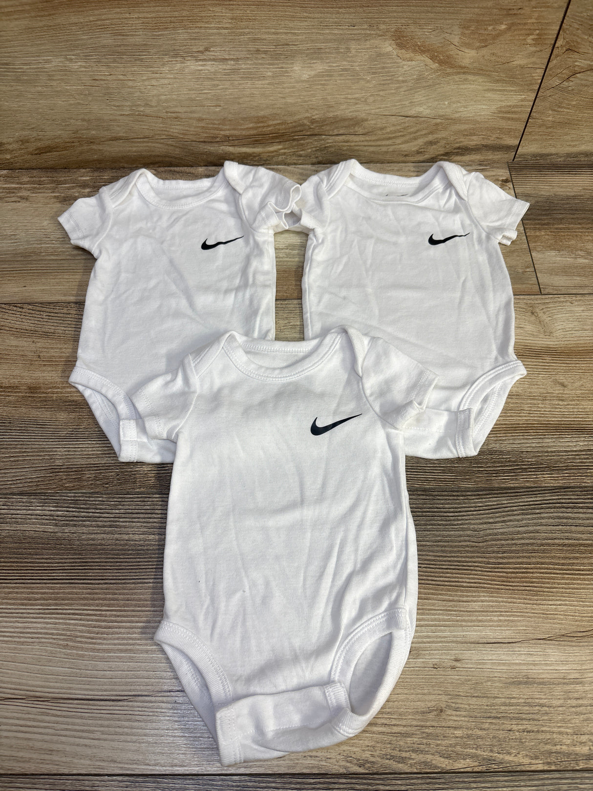 Nike 3pk Bodysuits White sz 3m