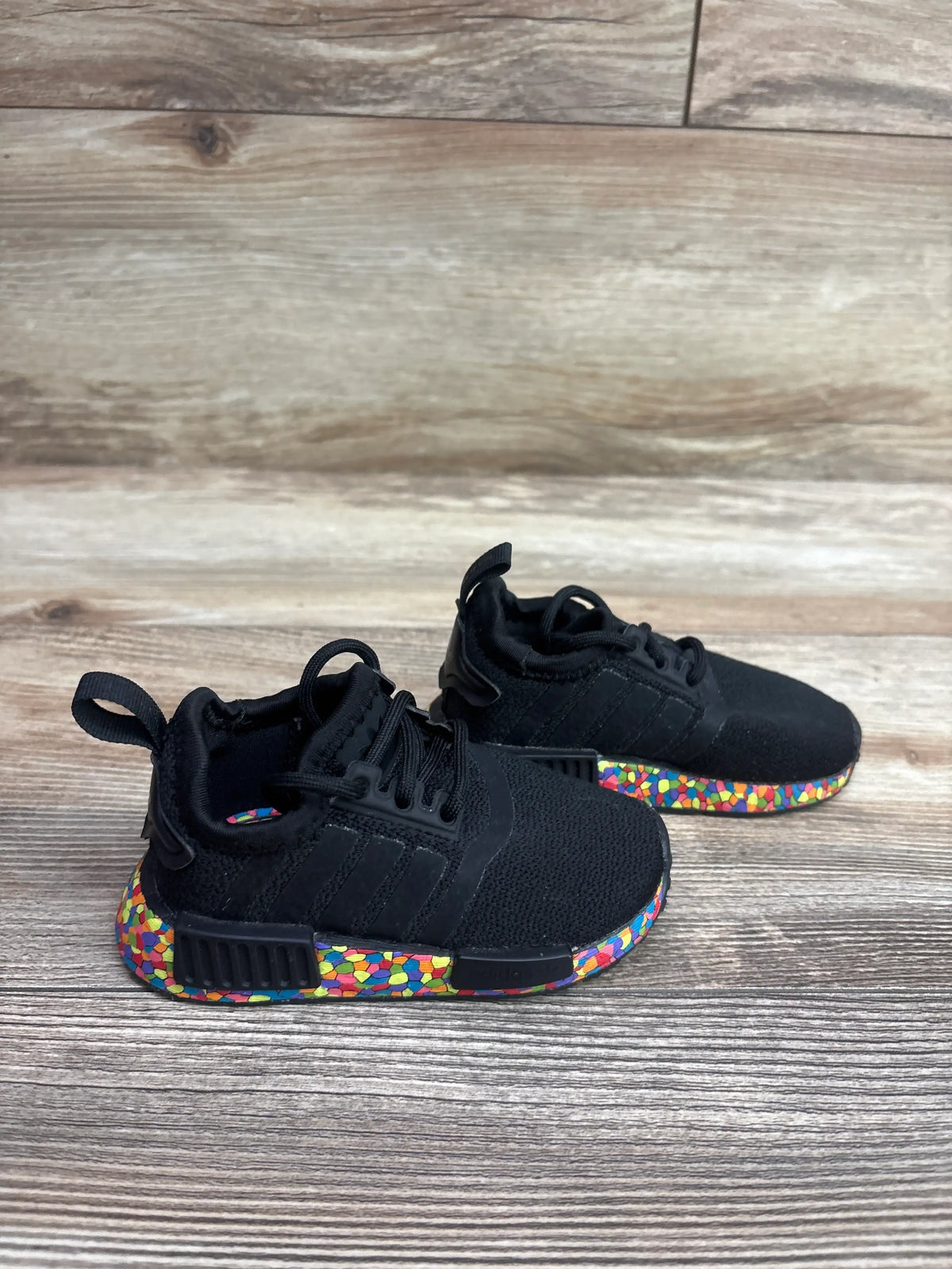 Adidas NMD_R1 El Mosaic black sneakers with multi-colored speckled soles for kids