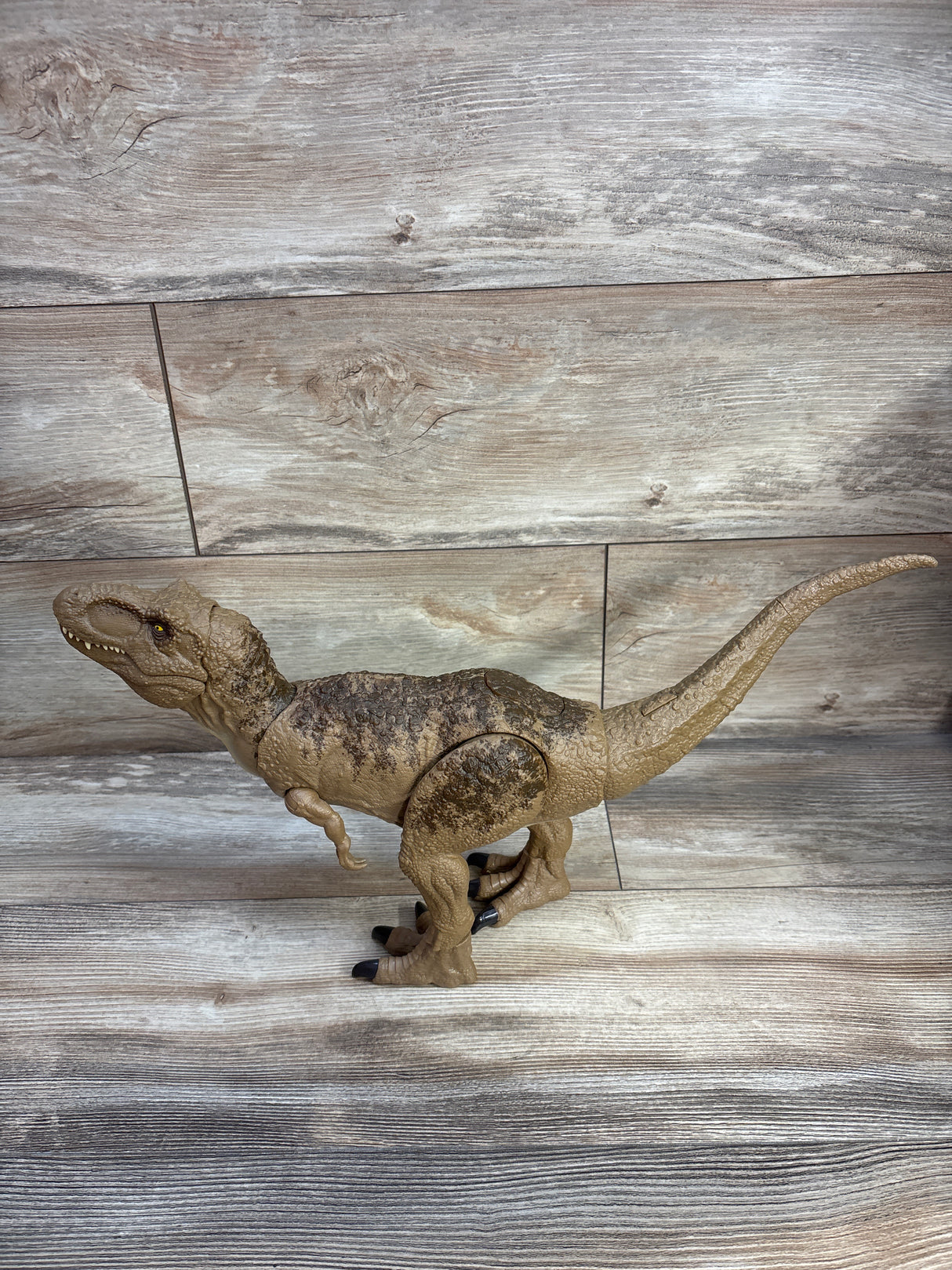 Jurassic World Camp Cretaceous Epic Roarin Tyrannosaurus Rex Action Figure
