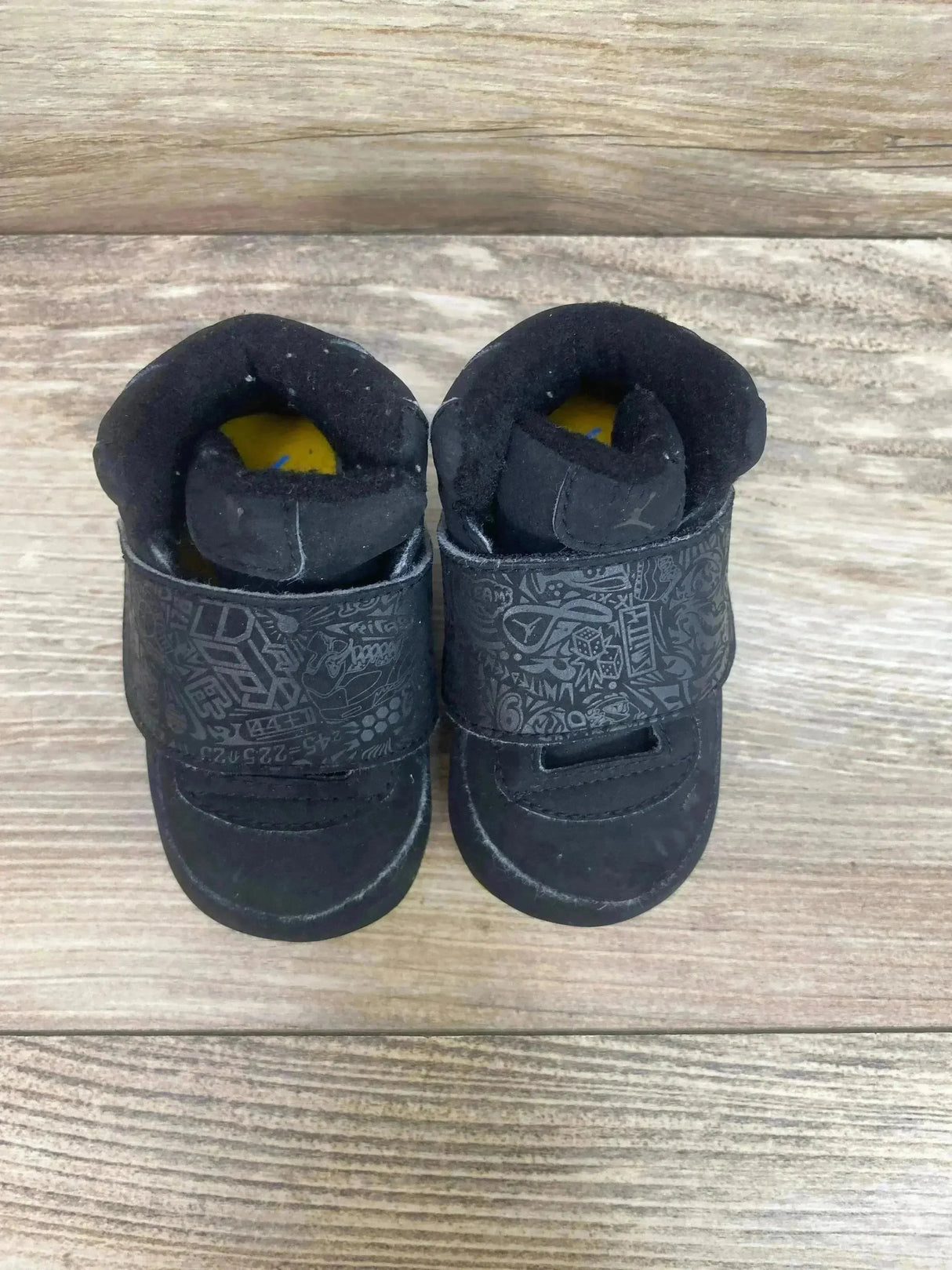Jordan Black Crib Booties sz 3c - Me n Mommy To Be