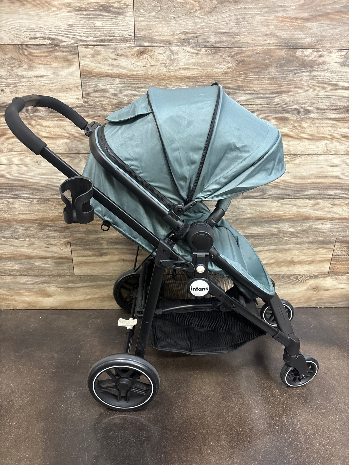 INFANS 2-in-1 Baby Stroller/Bassinet Pram in Green
