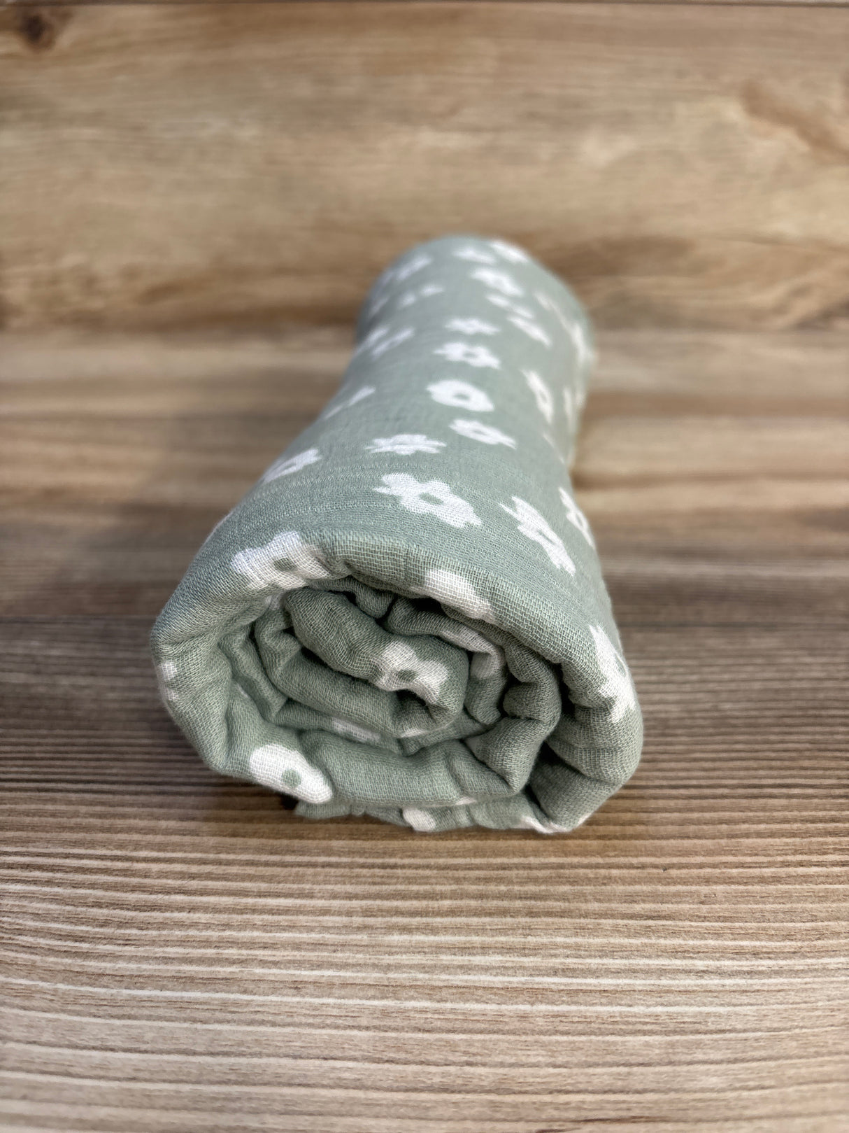 Cloud Island Muslin Swaddle Blanket, Green