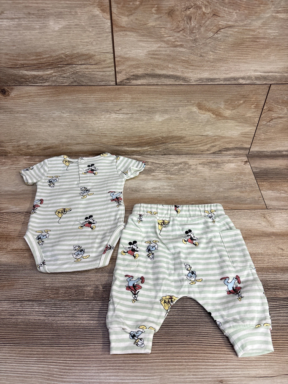Disney Baby Striped Mickey Mouse Bodysuit & Bottoms Set White sz 0-3m