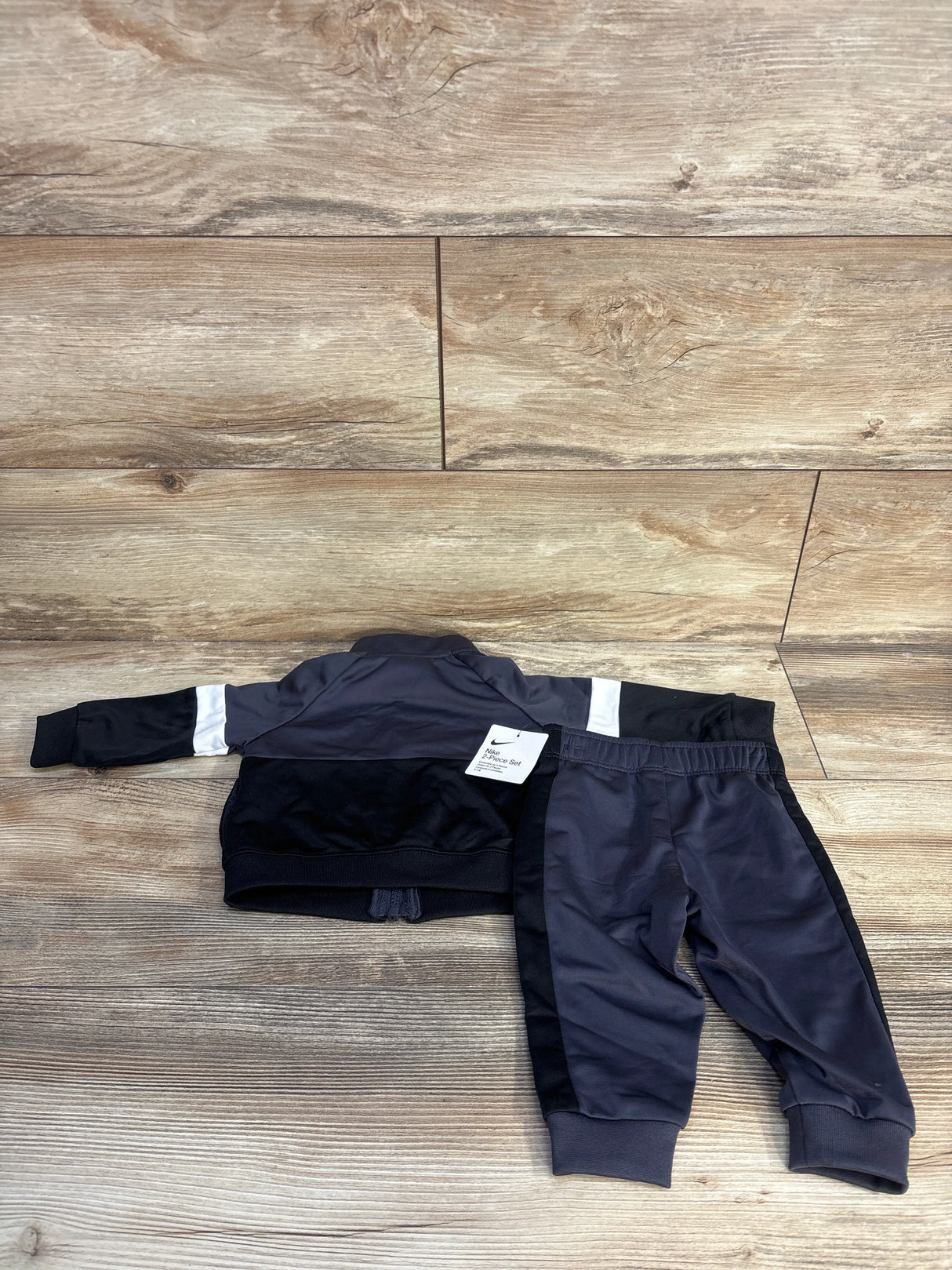 NEW Nike 2pc Tracksuit Grey sz 6m