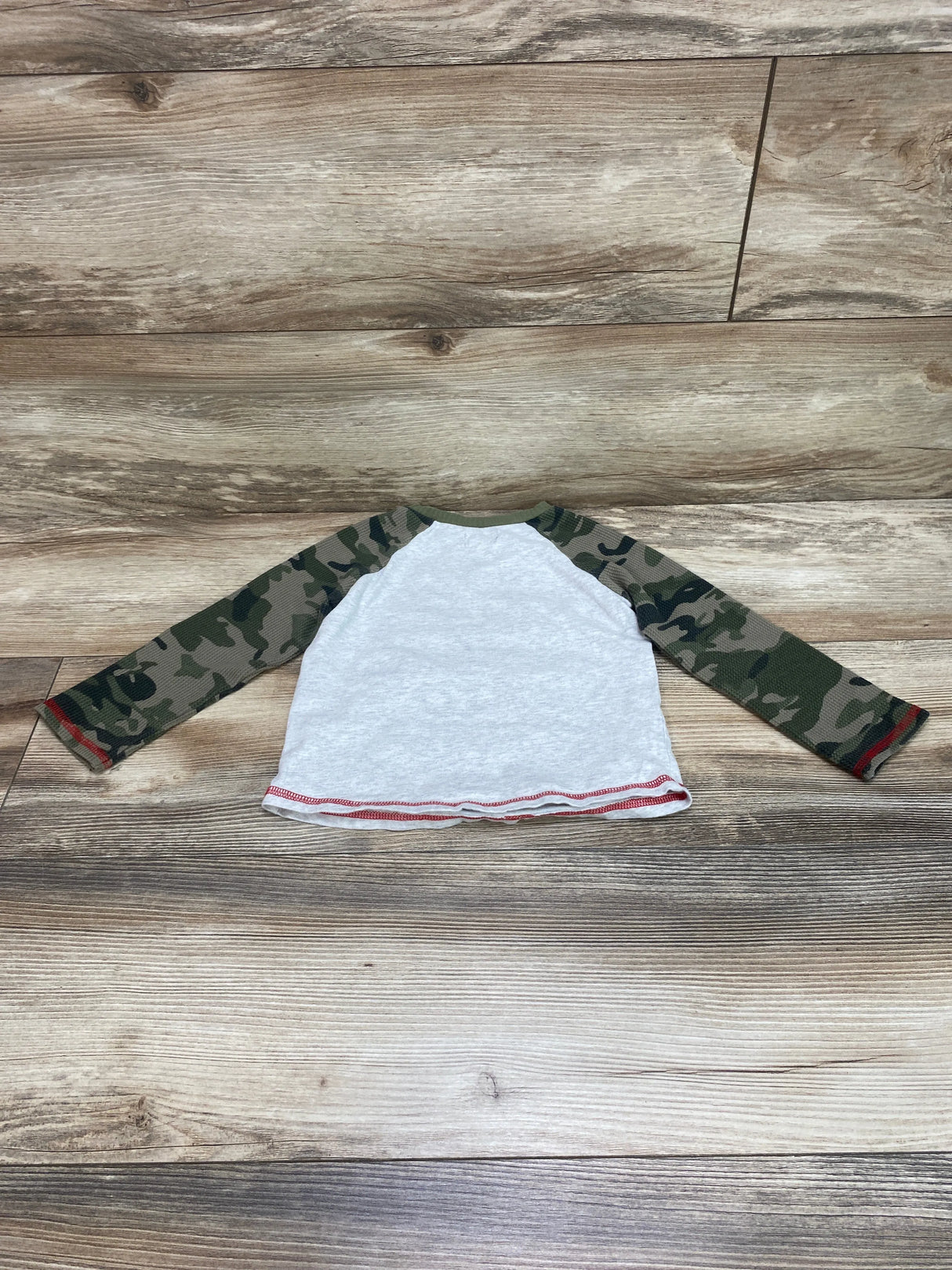 Mudpie This Dude Digs Santa Shirt Grey/Green sz 2-3T - Me n Mommy To Be