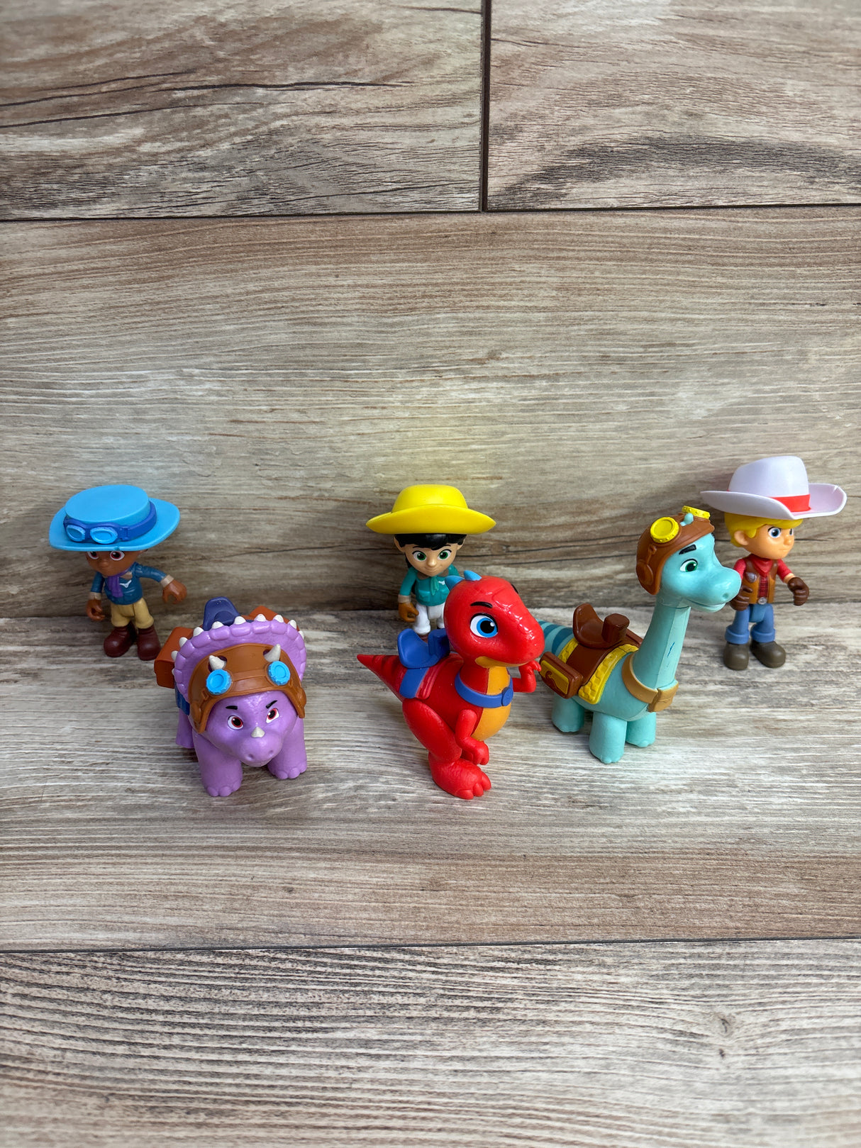 Disney Dino Ranch Dino Ranchers Figures 9pk