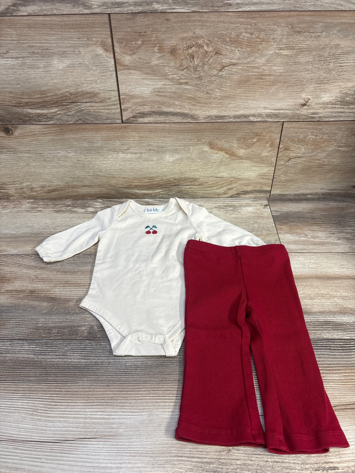 Nicole Miller 2pc Cherry Bodysuit & Ribbed Leggings Set Ivory sz 3/6m