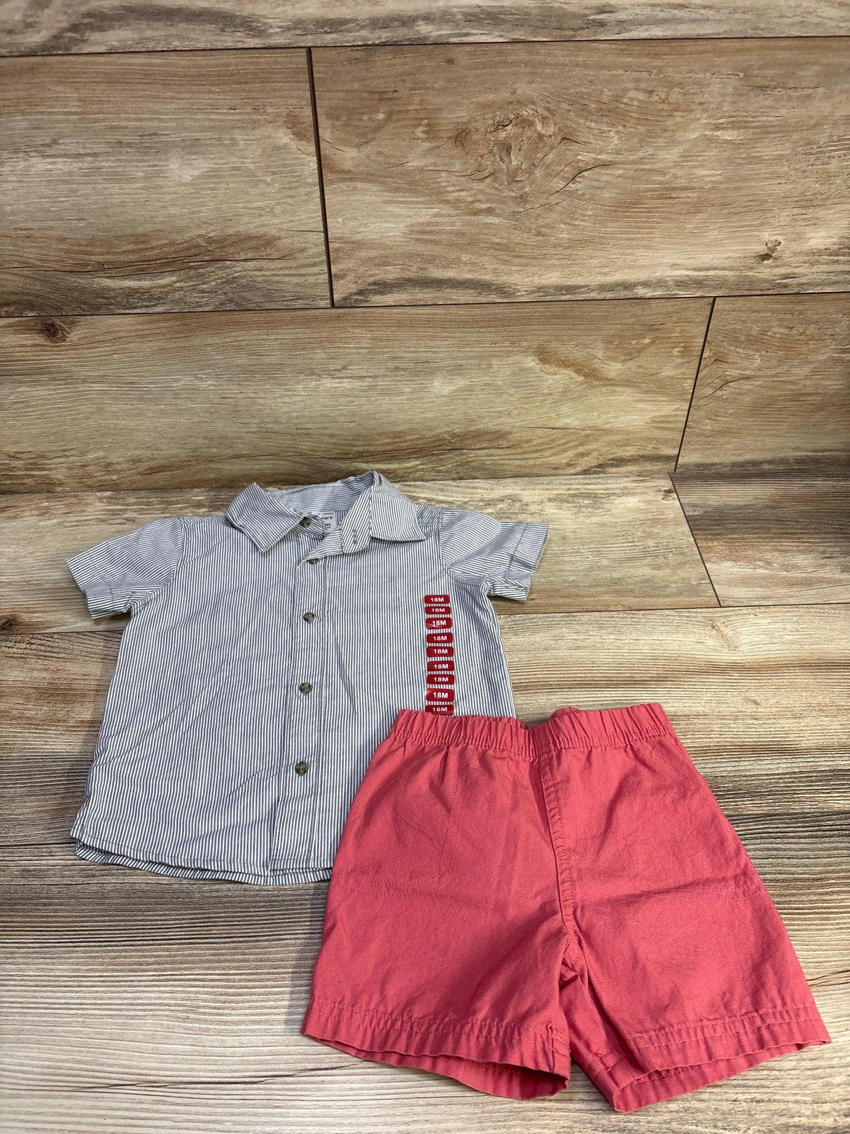 NWOT Carter's 2pc Striped Button-Up Shirt & Shorts Set Grey sz 18m