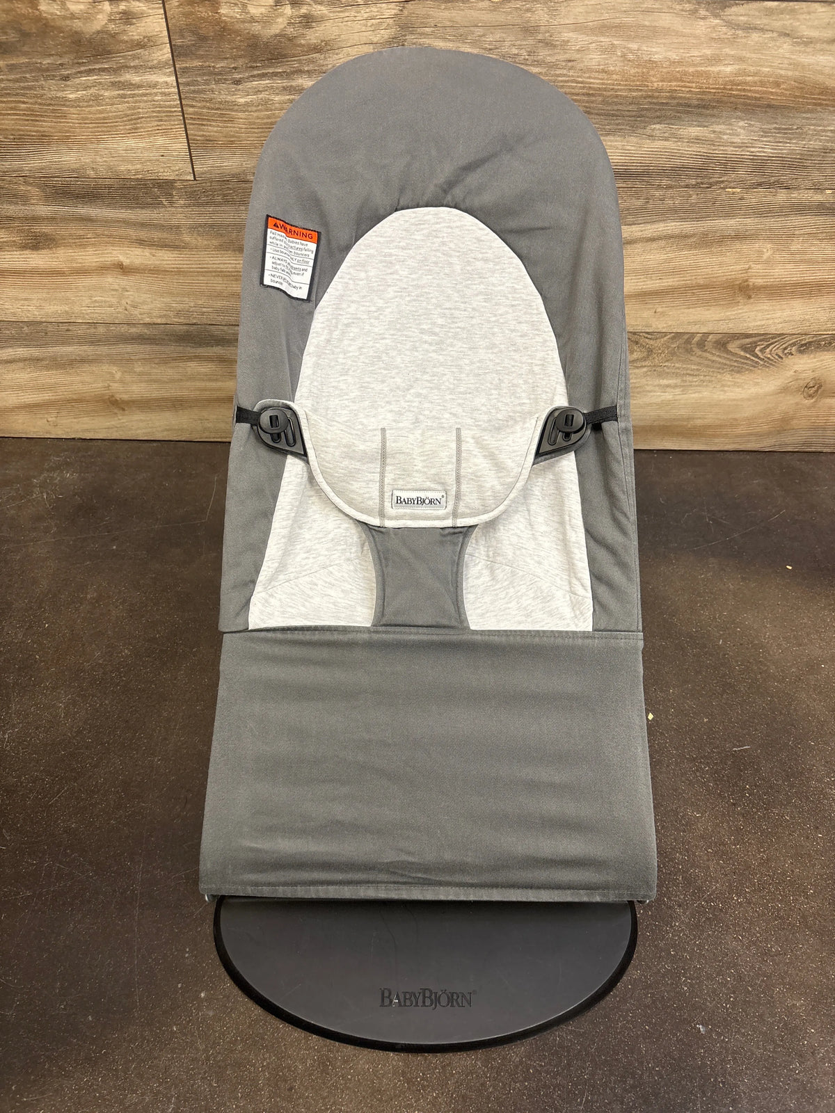BabyBjörn Balance Soft Bouncer in Dark Grey/Grey