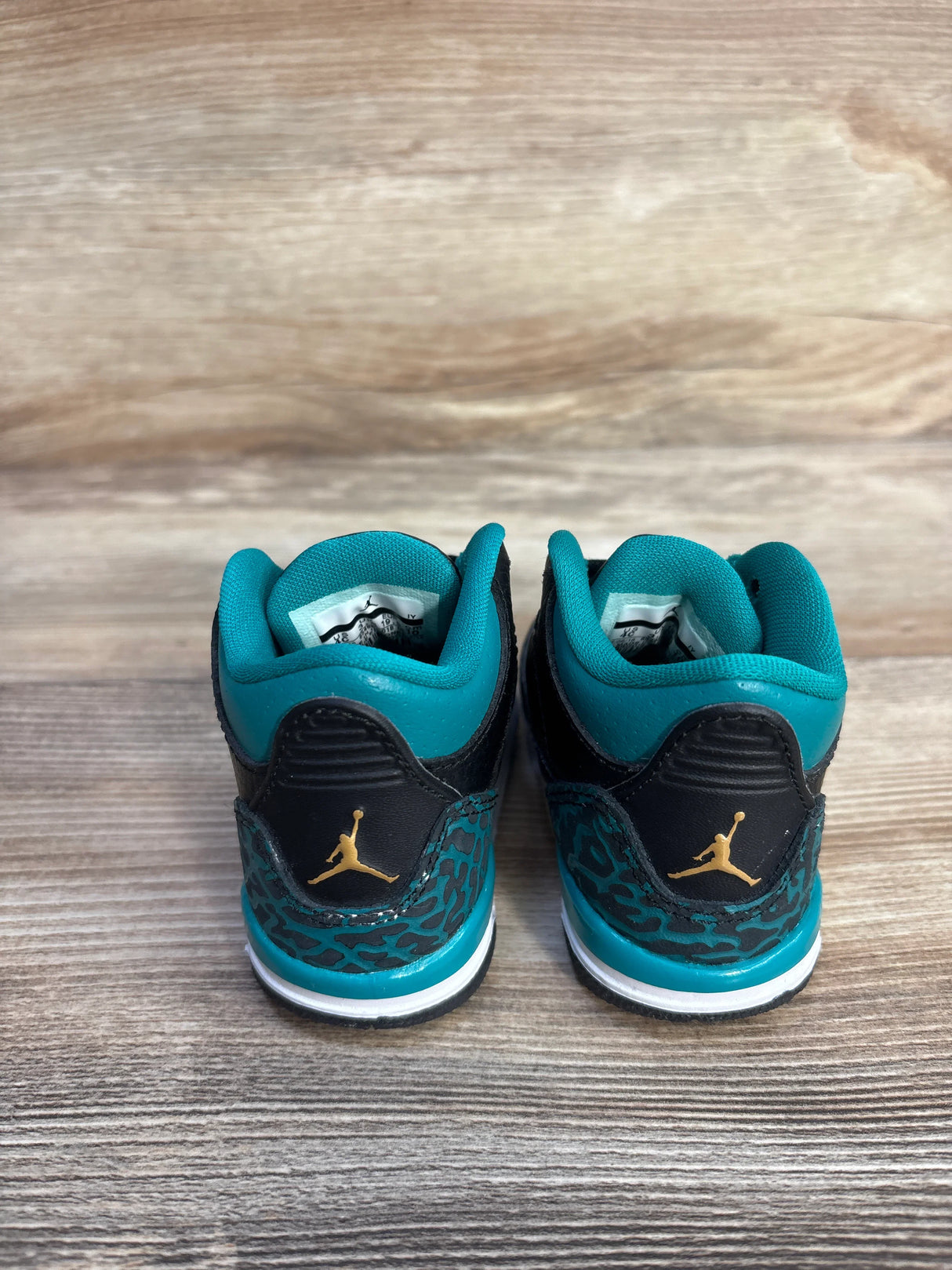 Air Jordan 3 Retro GT 'Black Metallic Gold' Sneakers sz 4c