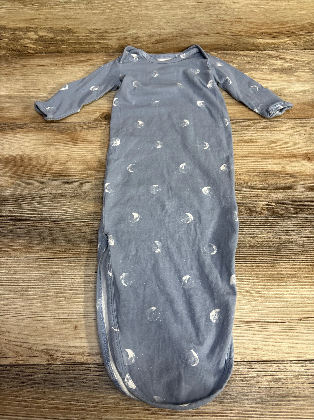 aden + anais Moon Print Knotted Gown Blue sz 0-3m - Me n Mommy To Be