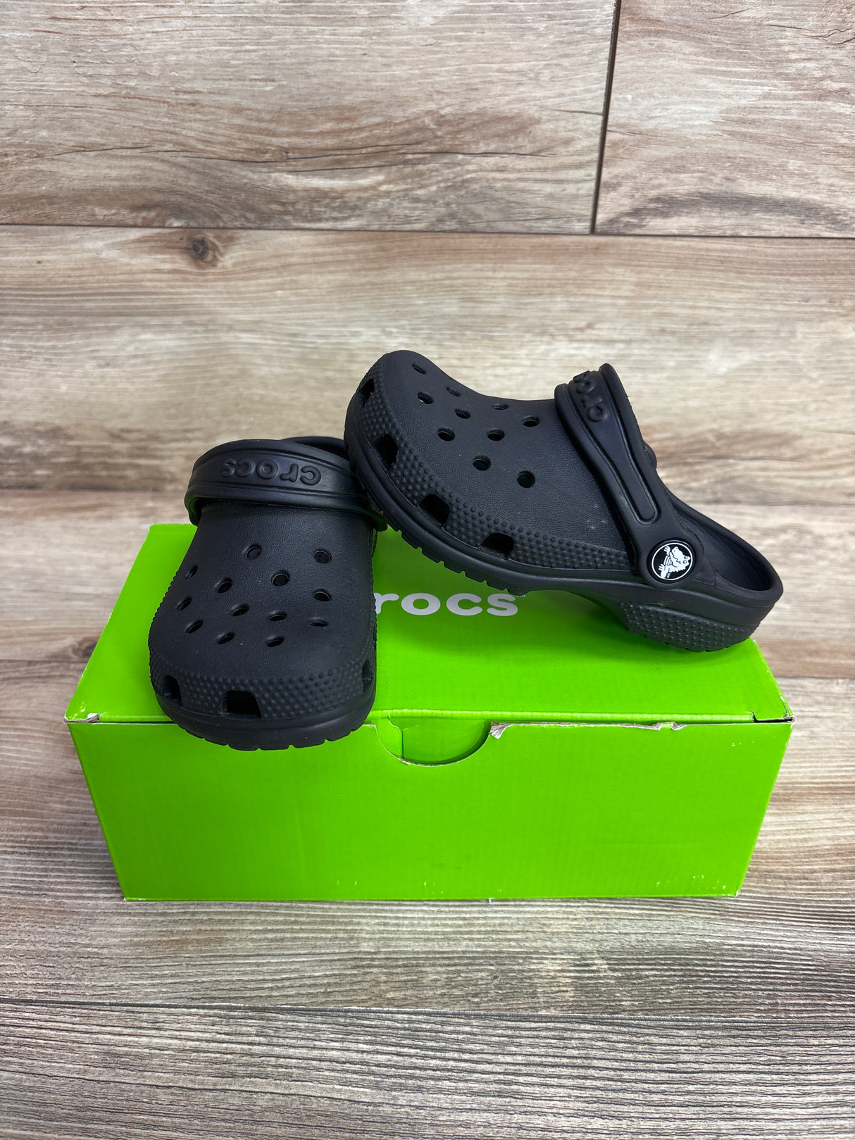 Crocs Classic Clogs Black sz 9c