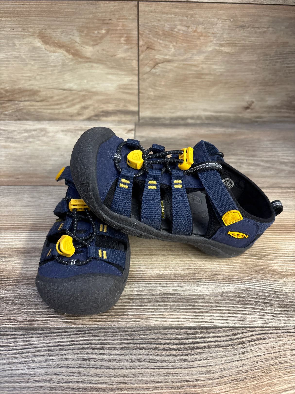 KEEN Newport H2 Sandals Navy sz 13c