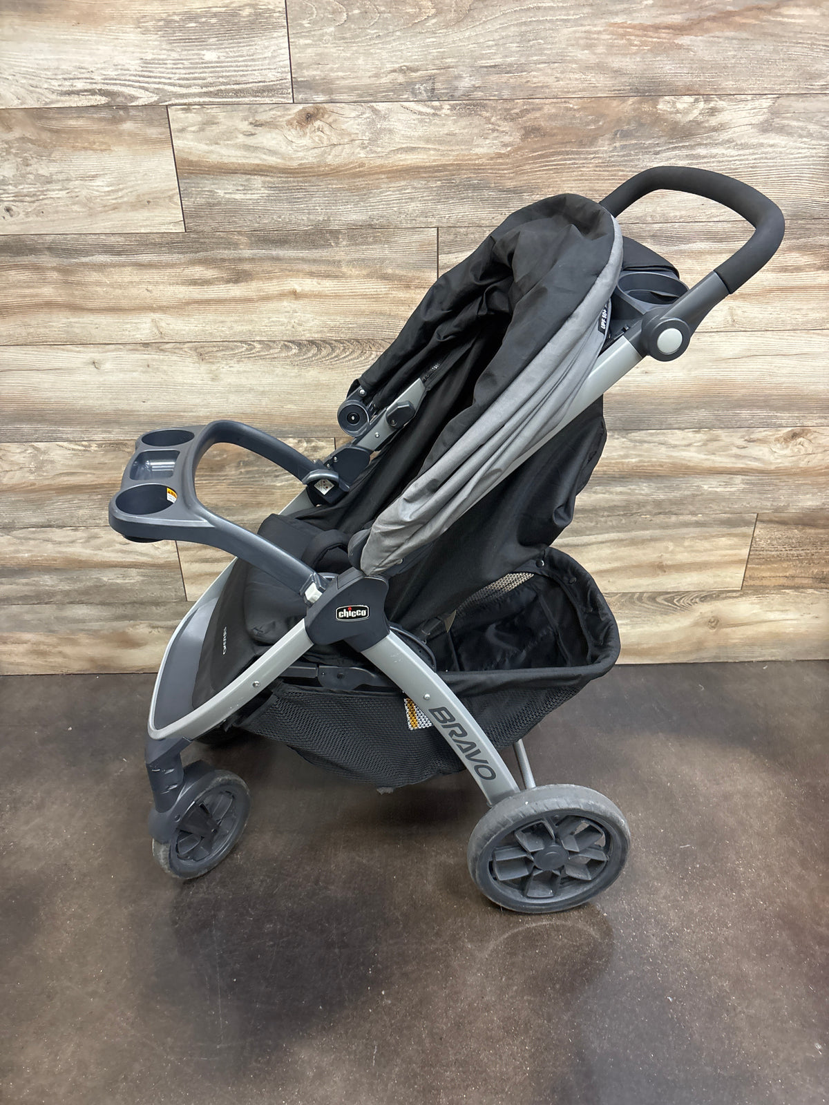 Chicco Bravo Quick-Fold Stroller - Black