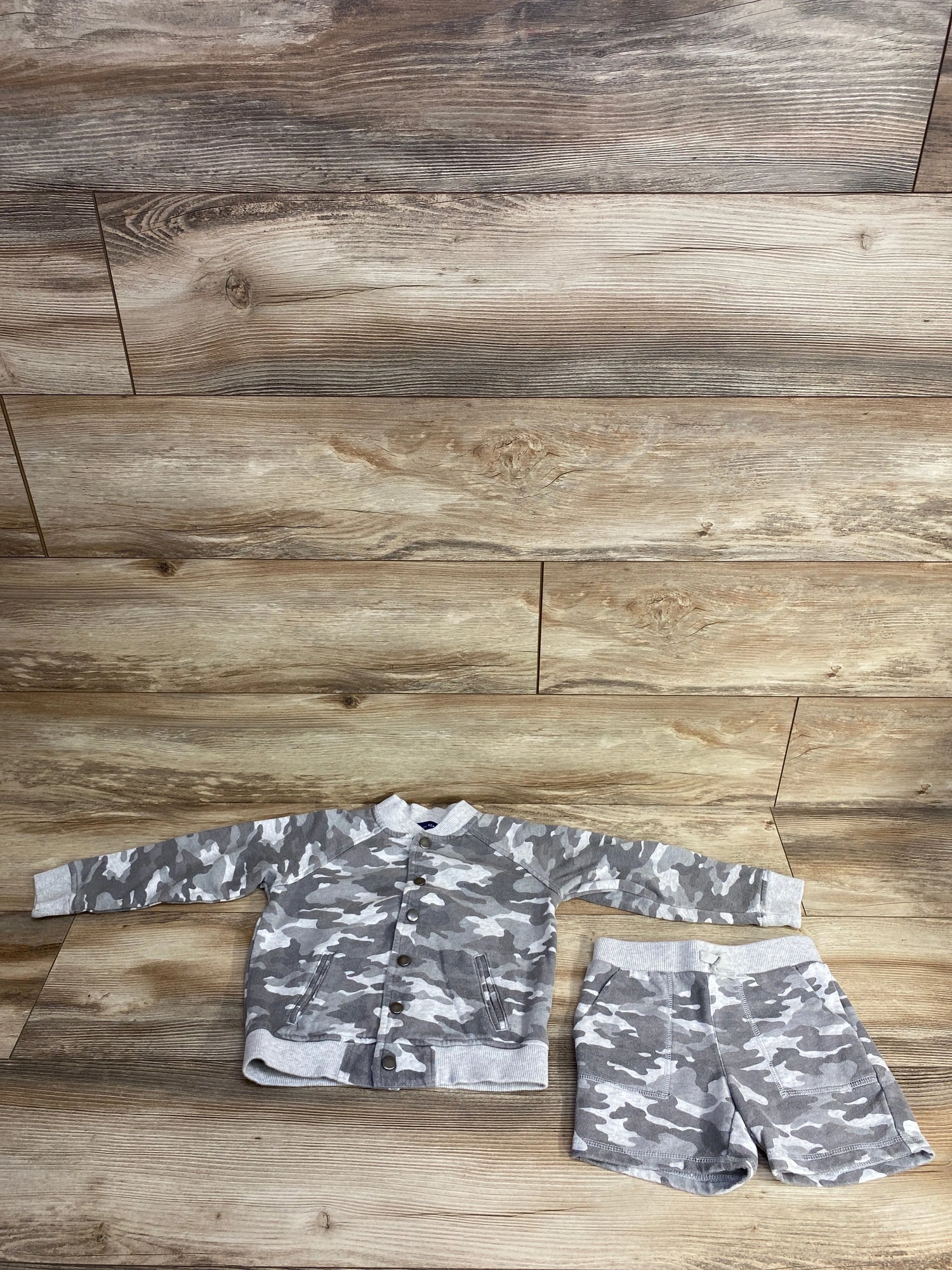 Janie & Jack Camo Varsity Jacket & Short Grey sz 3-4
